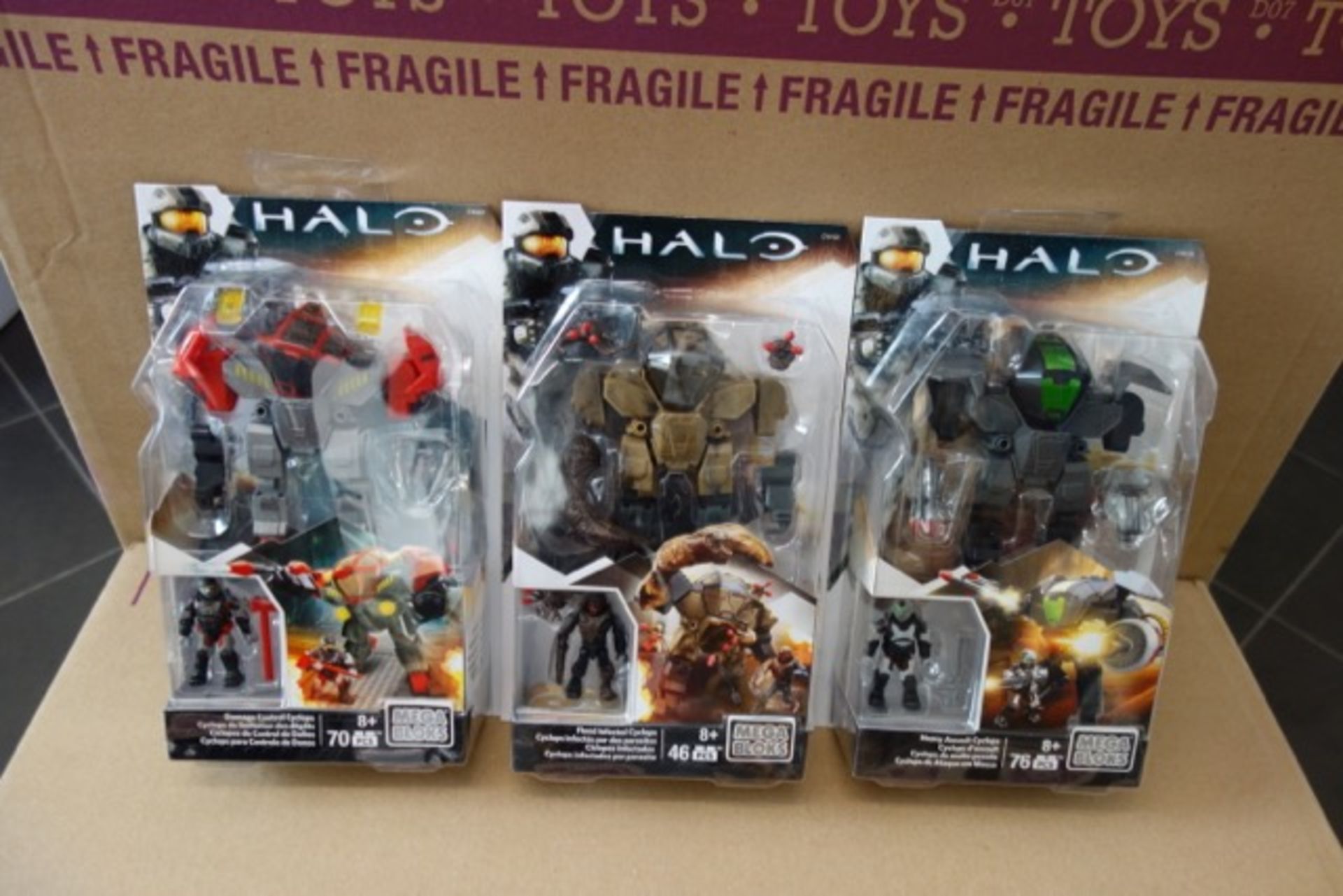 20 x Brand New Mega Bloks Halo Cyclops - Includes a mix of: Damage control cyclops, Flood infected