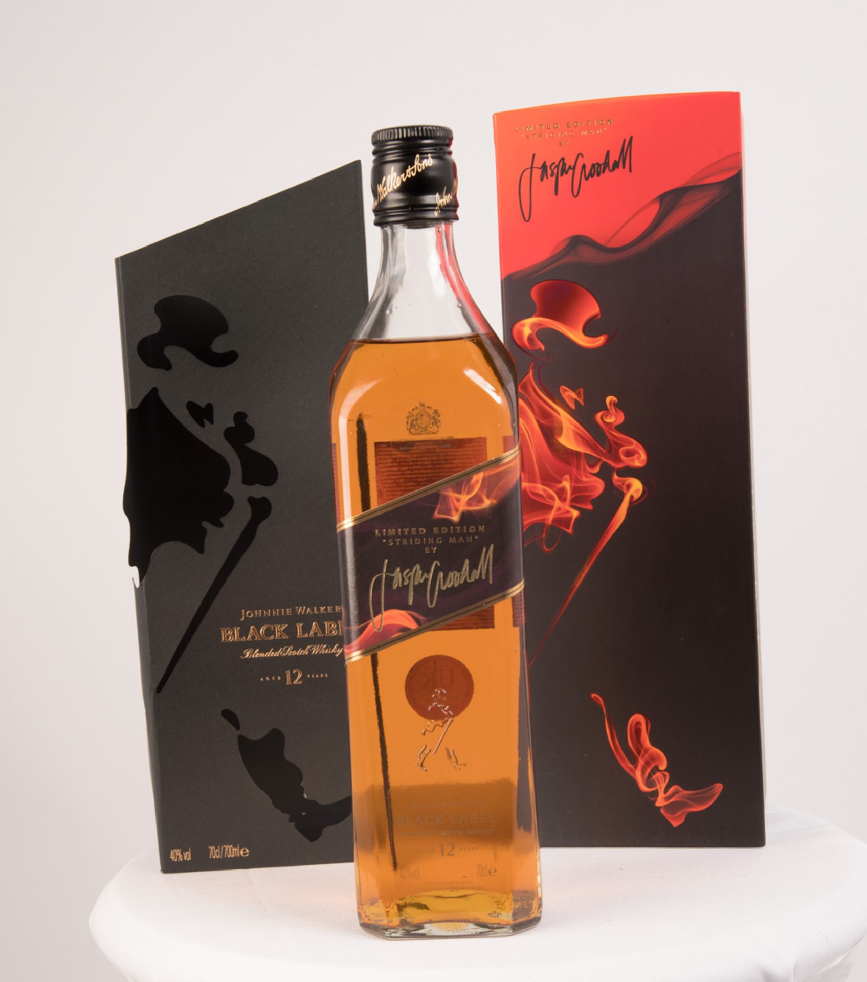 JOHNNIE WALKER 12YO LIMITED EDITION STRIDING MAN BY JASPER GOODALL Blended Scotch Whisky. Limited