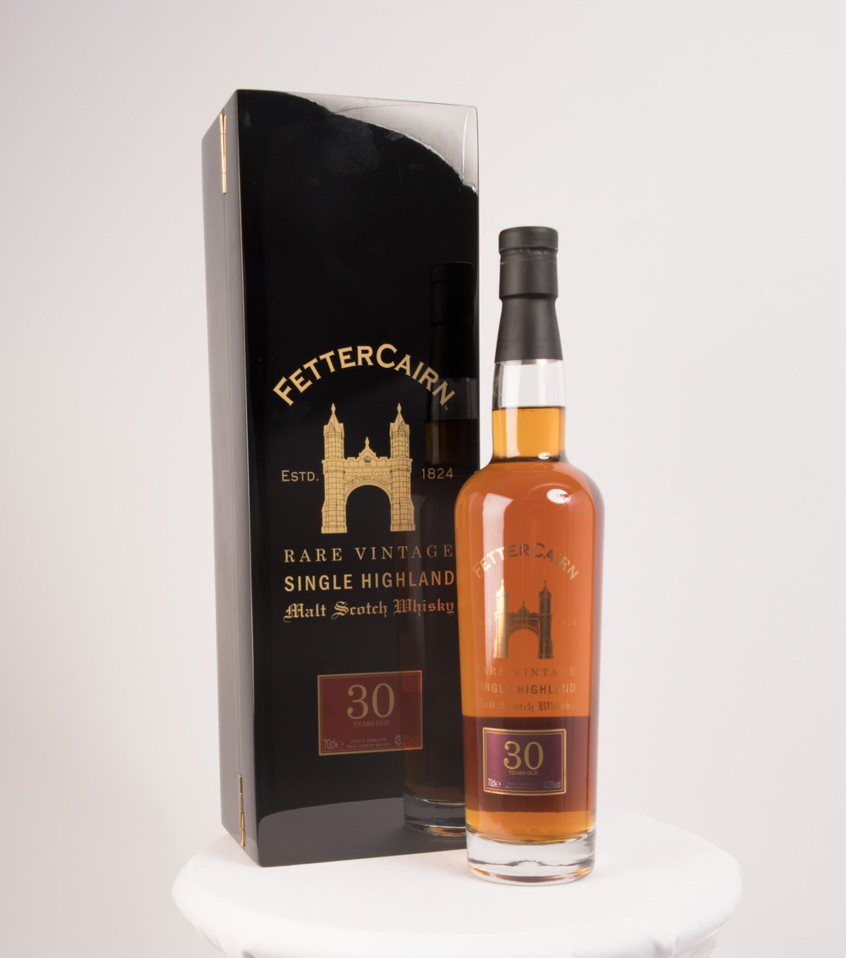 FETTERCAIRN 30 YO Single Malt Scotch Whisky. Fettercairn Rare Vintage Single Highland Malt Scotch