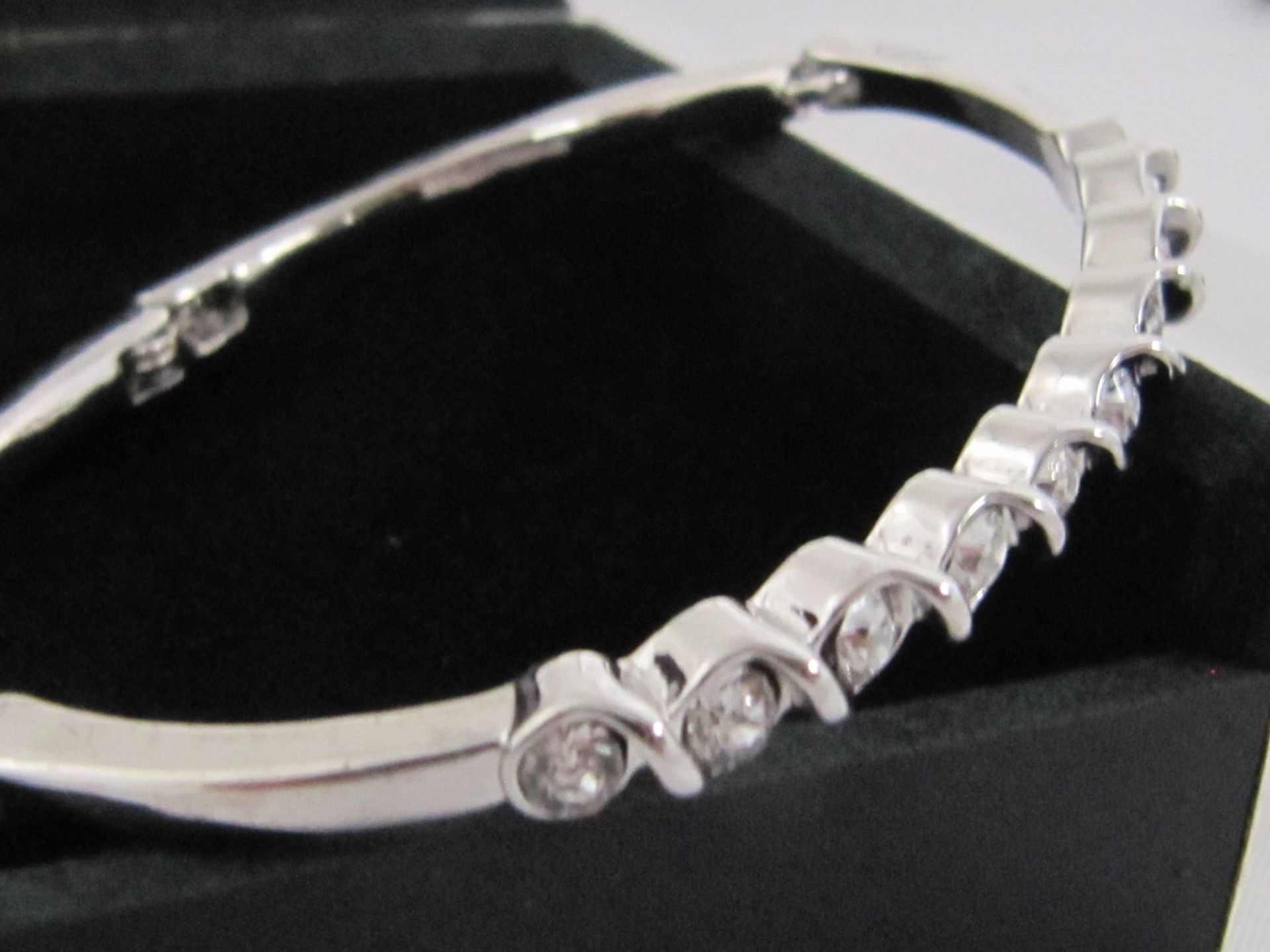 Philip Jones Silver Bracelet with Swarovski Elements. - Image 3 of 4