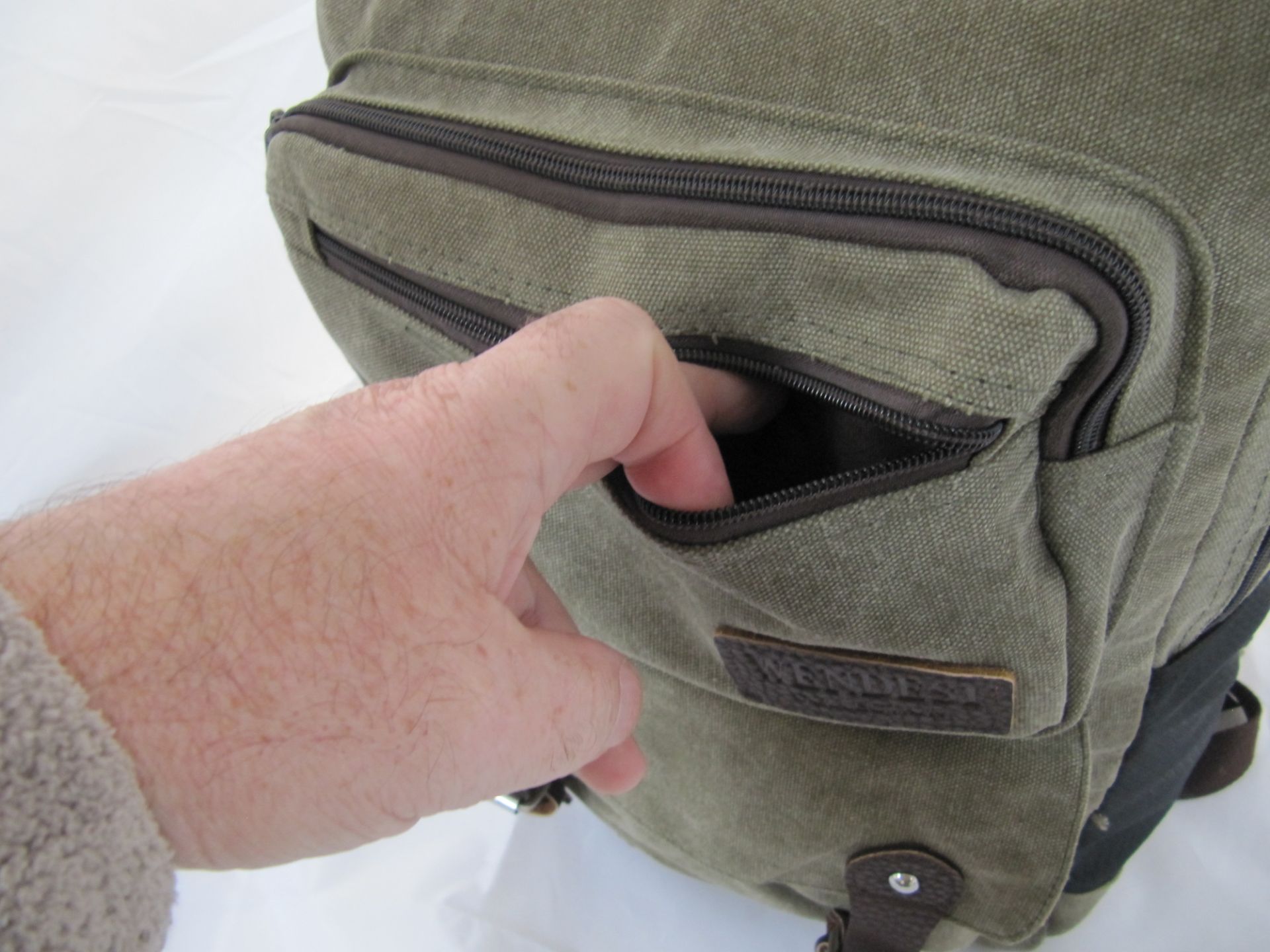 Army Green Back Pack. - Image 6 of 8
