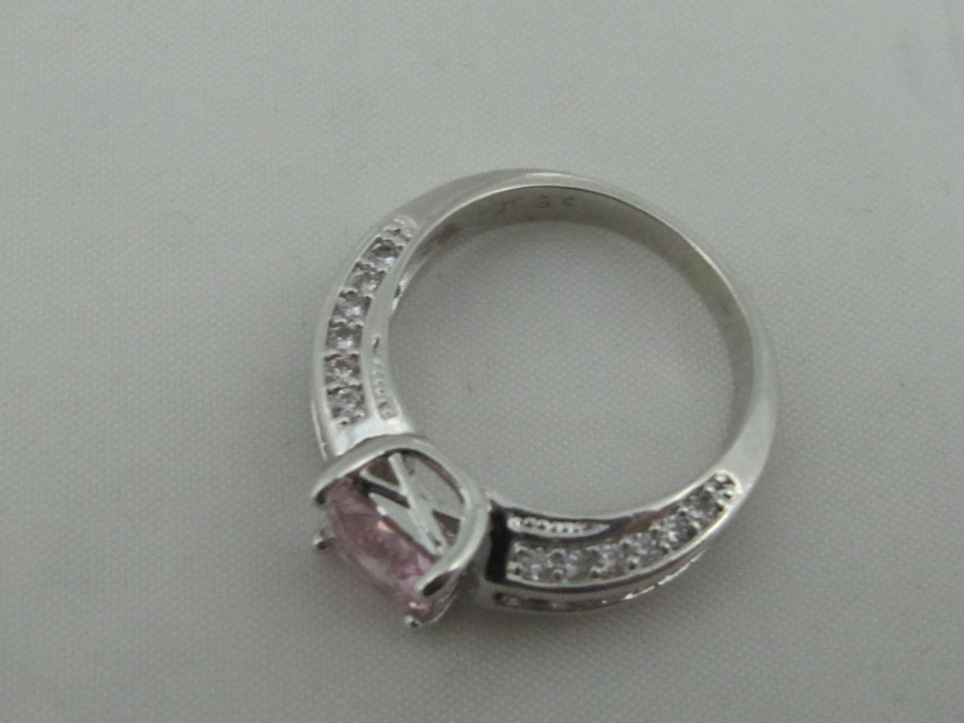 10k White Gold Filled with Pink Sapphires. Size O. - Image 3 of 3