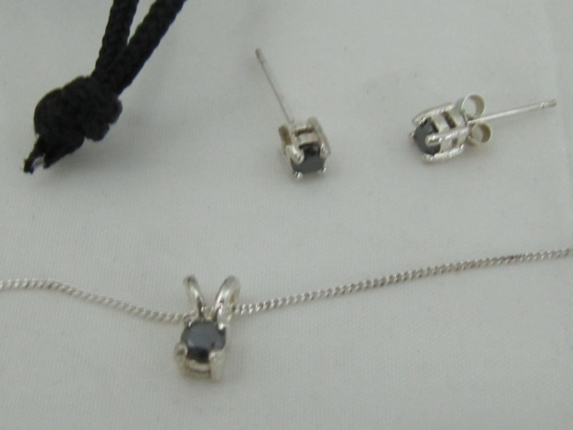 Stunning Black Diamond Necklace & Earring Set. - Image 4 of 4