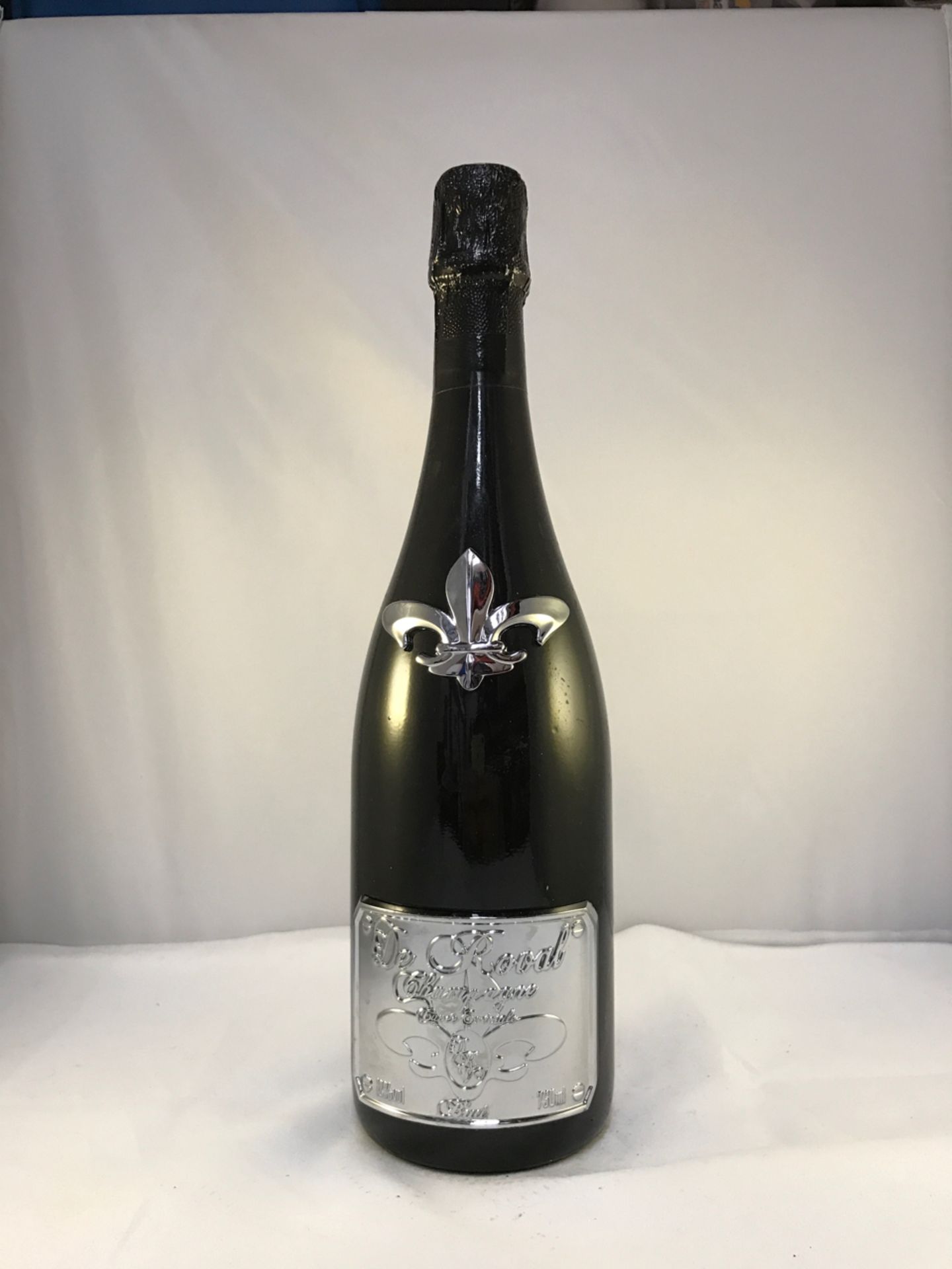 De Roval Champagne Cuvee Speciale Brut 2009 Platinum 750ml Bottle