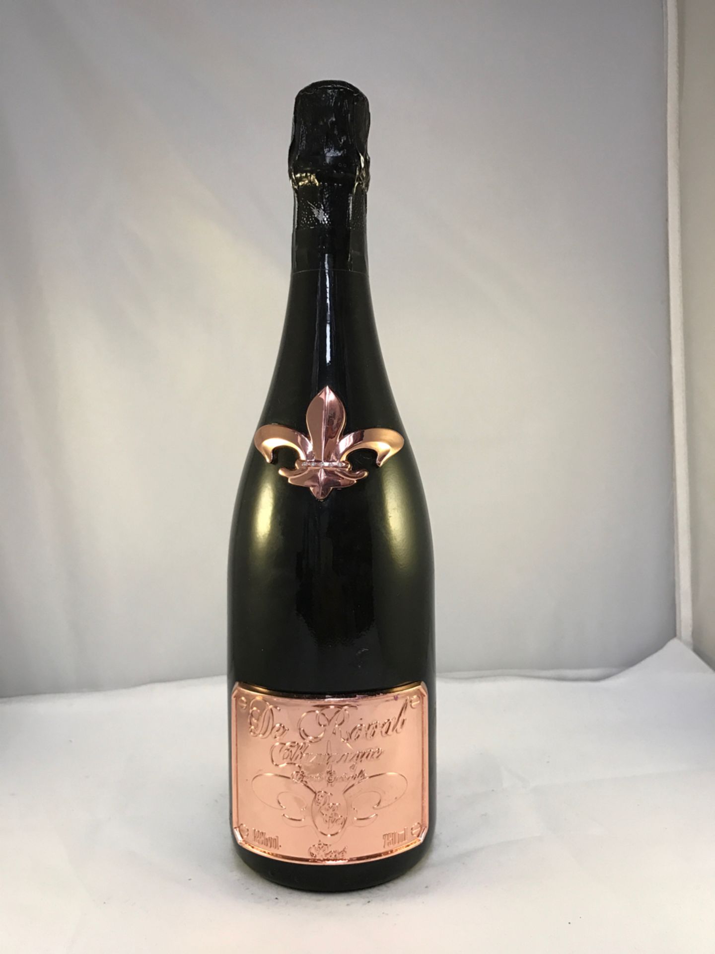 De Roval Champagne Cuvee Speciale Brut 2014 Ros (Rose Gold Label with Diamonds) 750ml Bottle