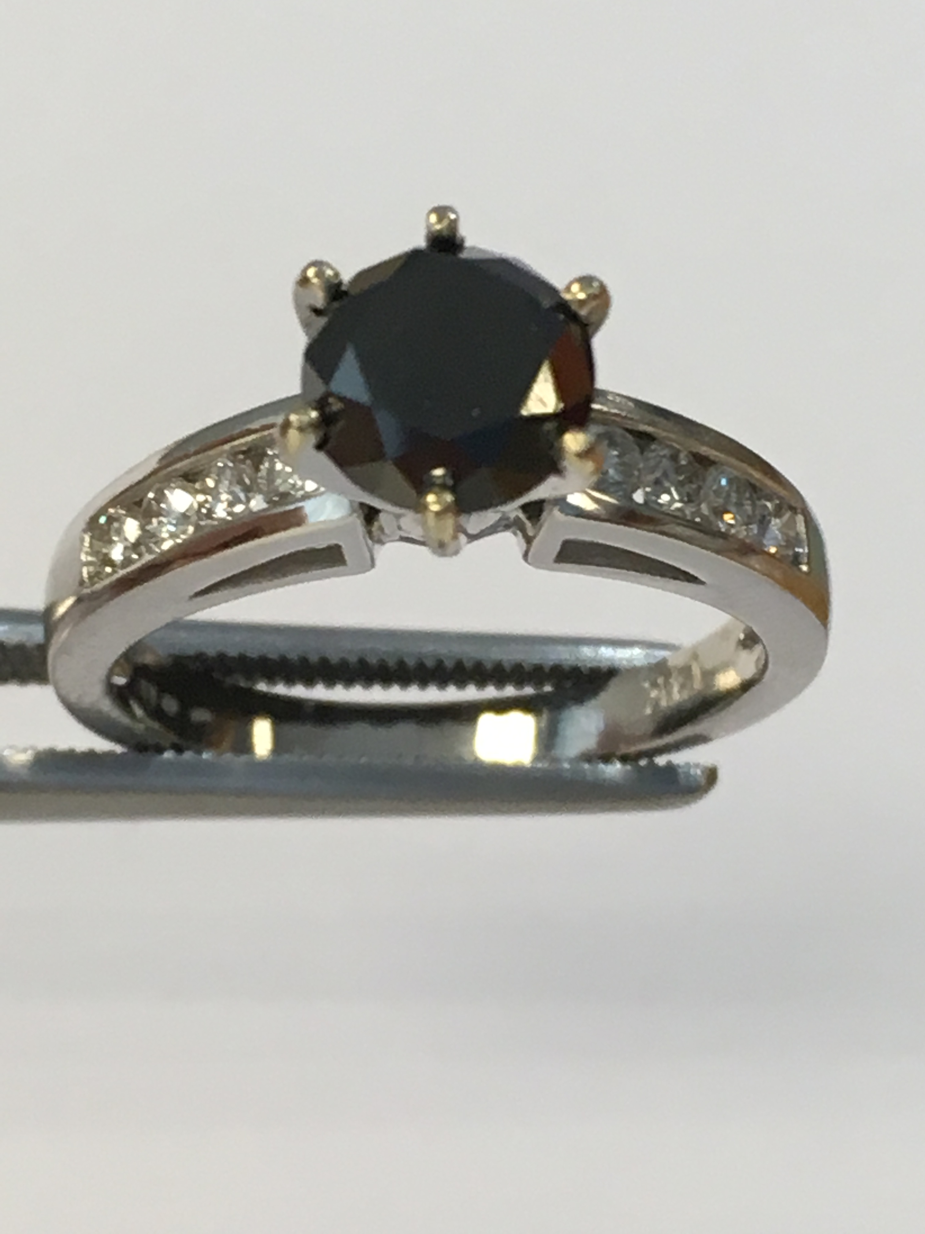 18K White Gold Ring with Grand Noir Black Diamond