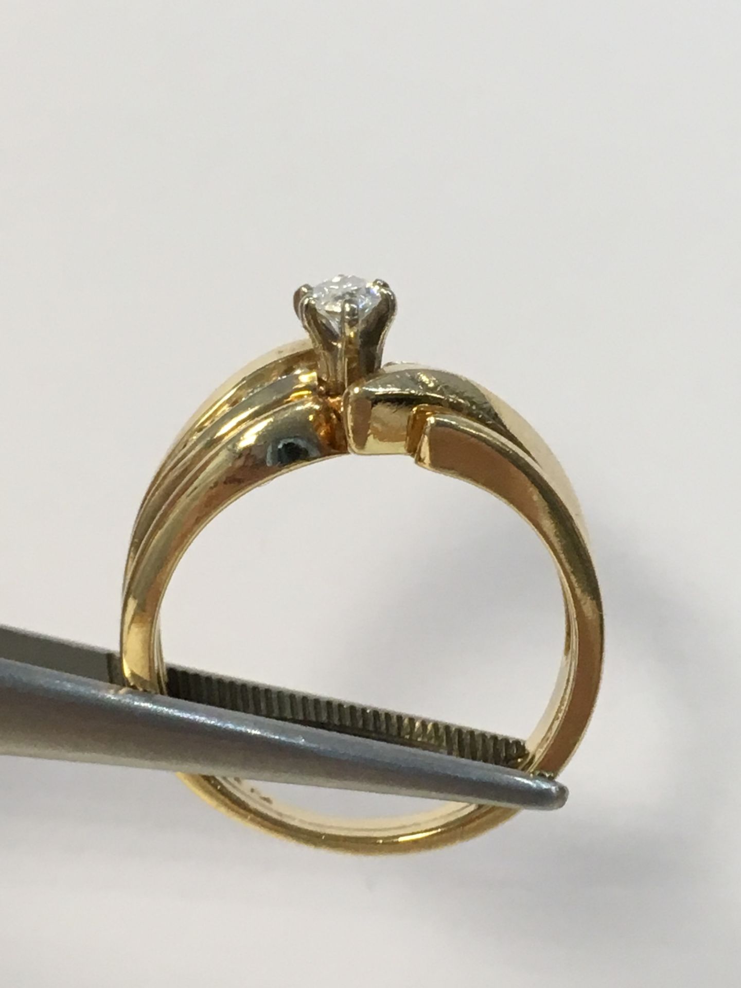 14K Yellow Gold Ring with Marquise Design - Image 2 of 3