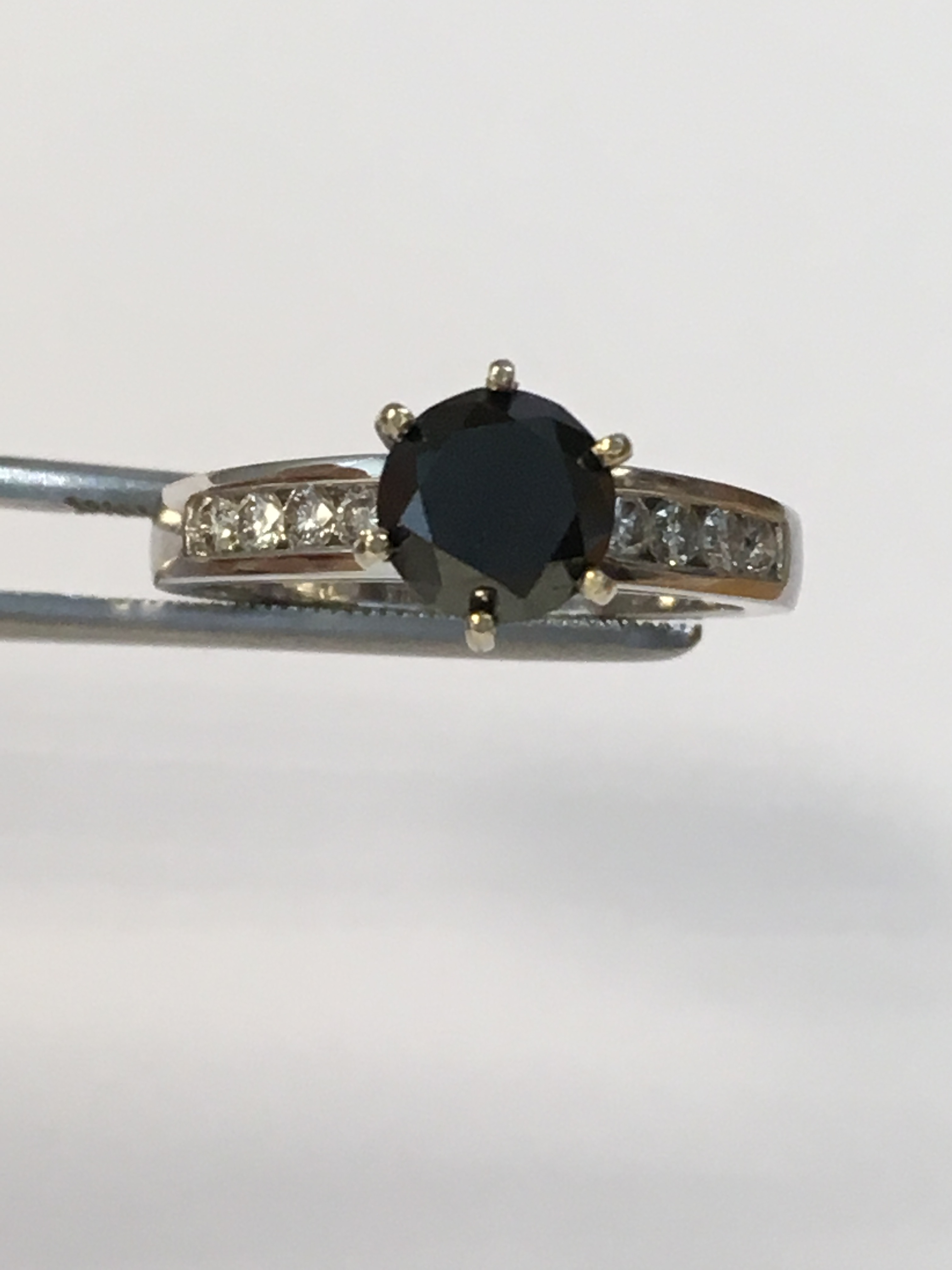 18K White Gold Ring with Grand Noir Black Diamond - Image 3 of 3