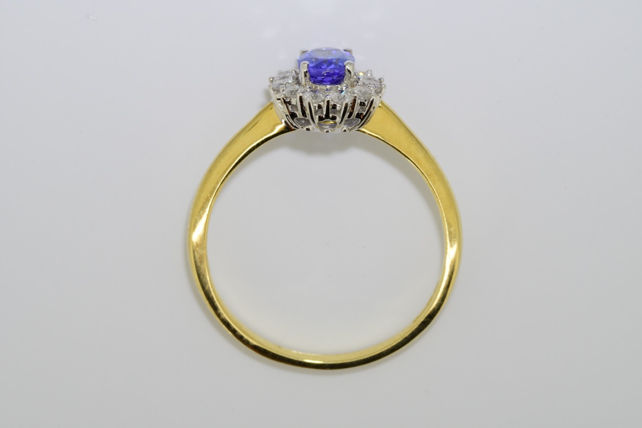 Tanzanite & Diamond Pendant (VALUATION £1195) - Image 2 of 4