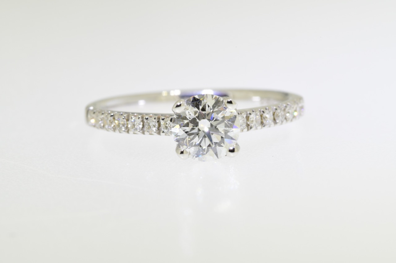 Diamond Ring (VALUATION £8520)