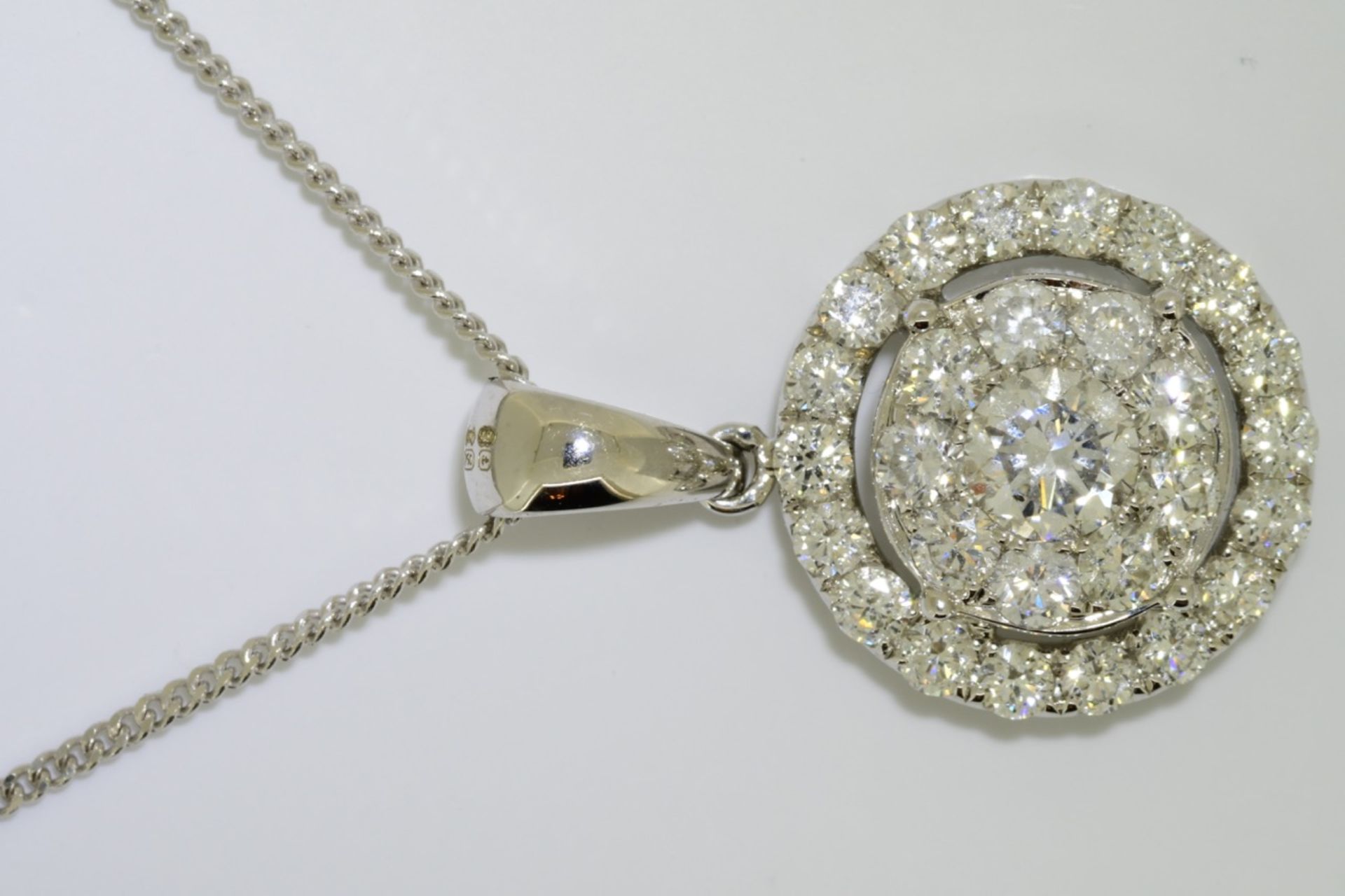 Diamond Pendant (VALUATION £4500) - Image 3 of 3