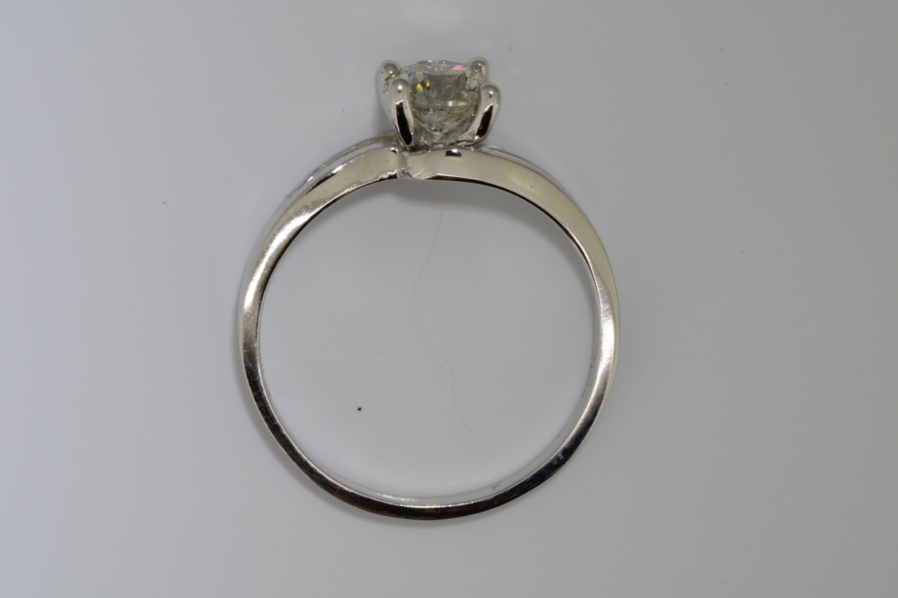 Diamond Ring (VALUATION £7140) - Image 2 of 4