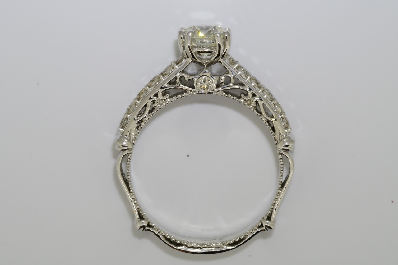 Diamond Ring (VALUATION £7895) - Image 2 of 4