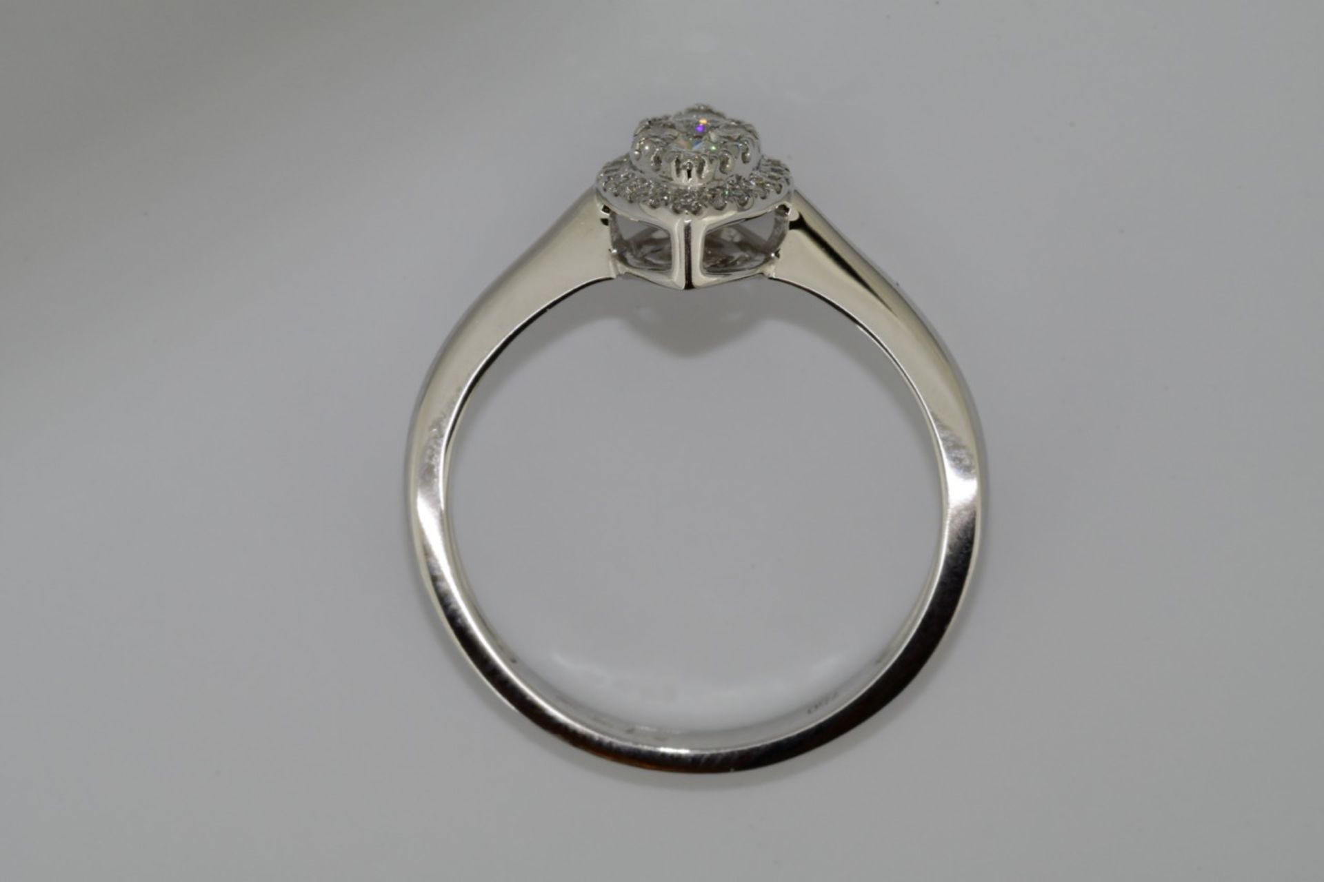 Diamond Ring (VALUATION £995) - Image 3 of 4