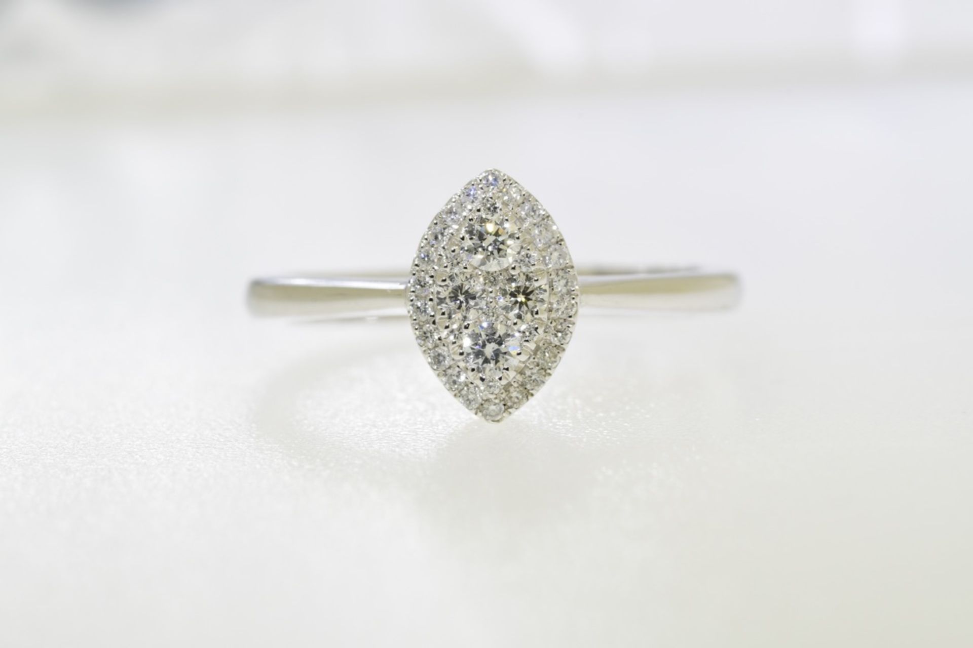 Diamond Ring (VALUATION £995) - Image 2 of 4