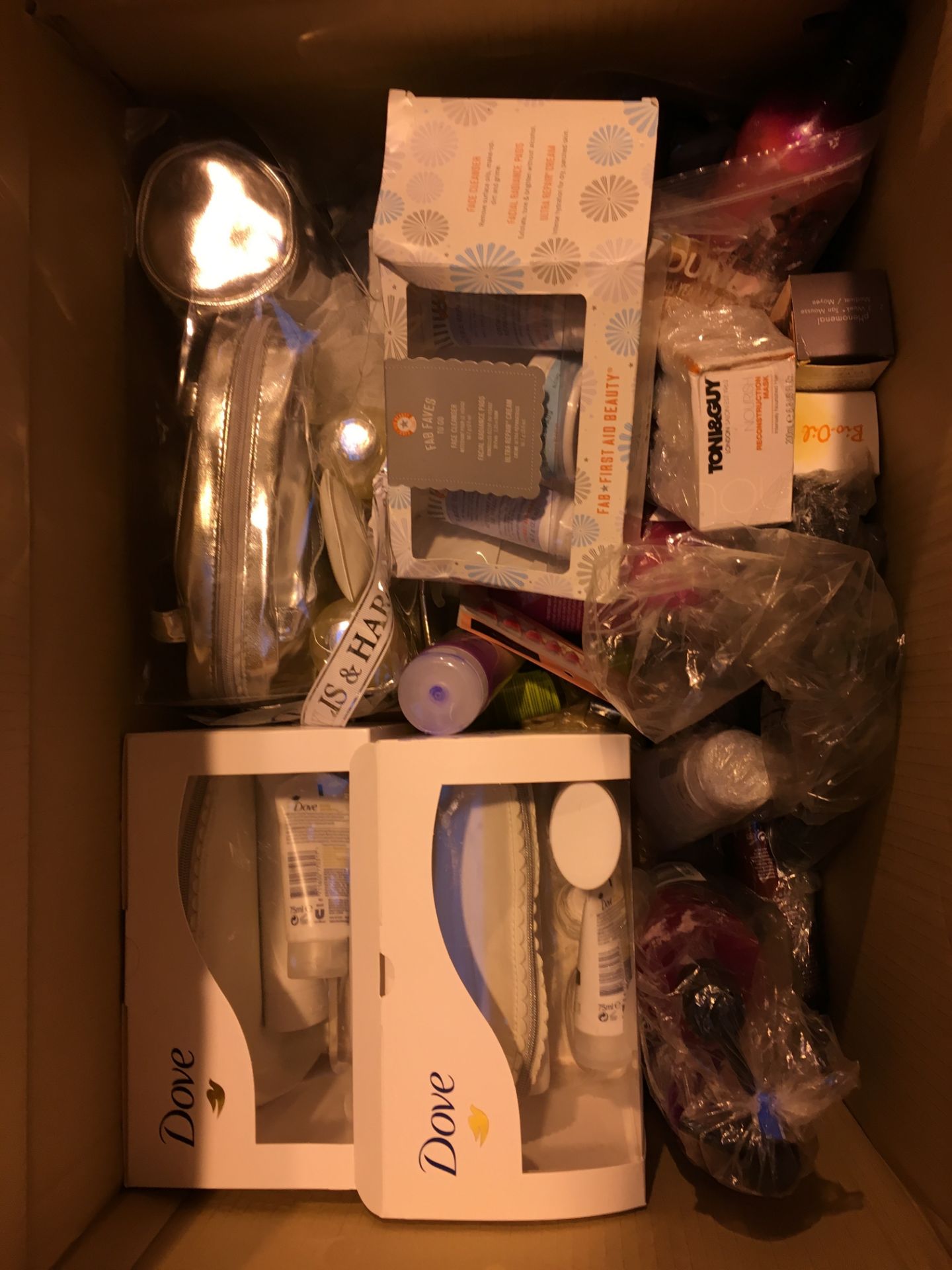 Large Pallet of Health & Beauty Products direct from Amazon - Image 7 of 24