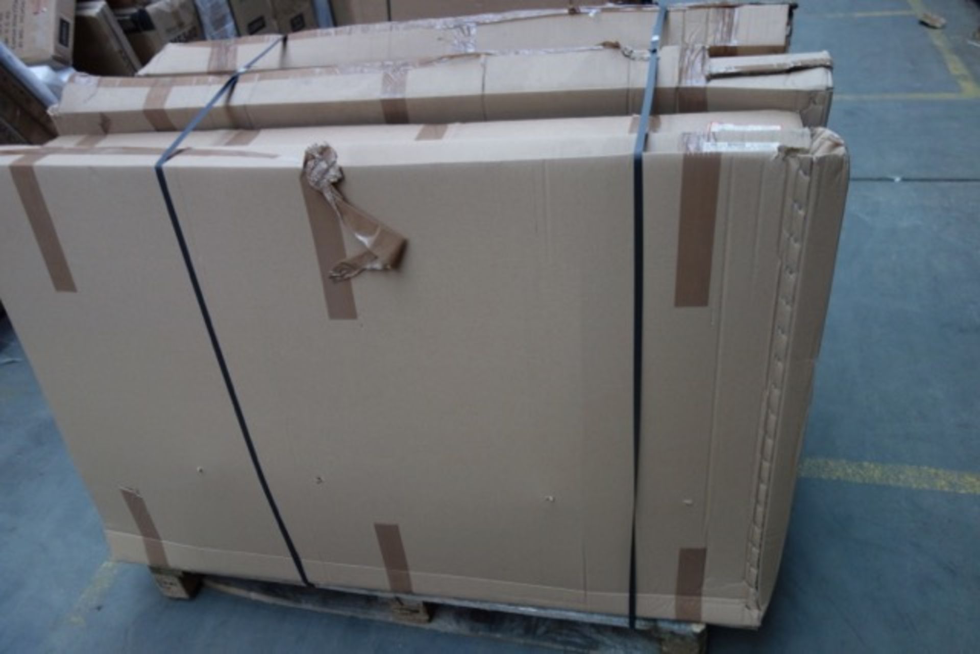 (29) PALLET TO CONTAIN 5 x VARIOUS TV'S TO INCLUDE: SONY 40RD453B TV, PANASONIC 40DX600B TV,