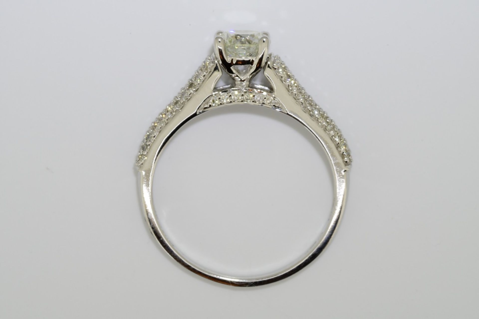 Diamond Ring - Image 2 of 4