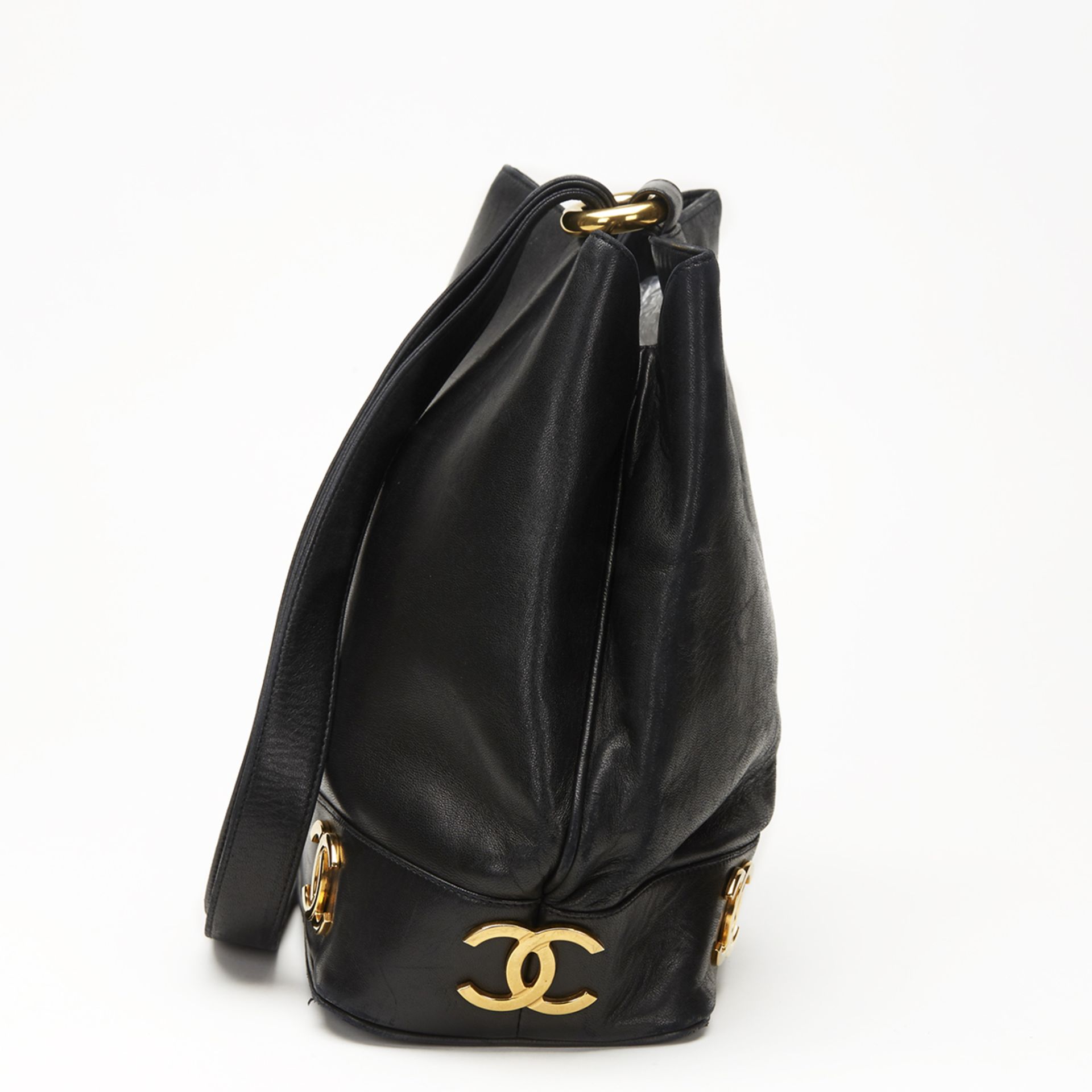 CHANEL, Bucket Bag - Image 3 of 8