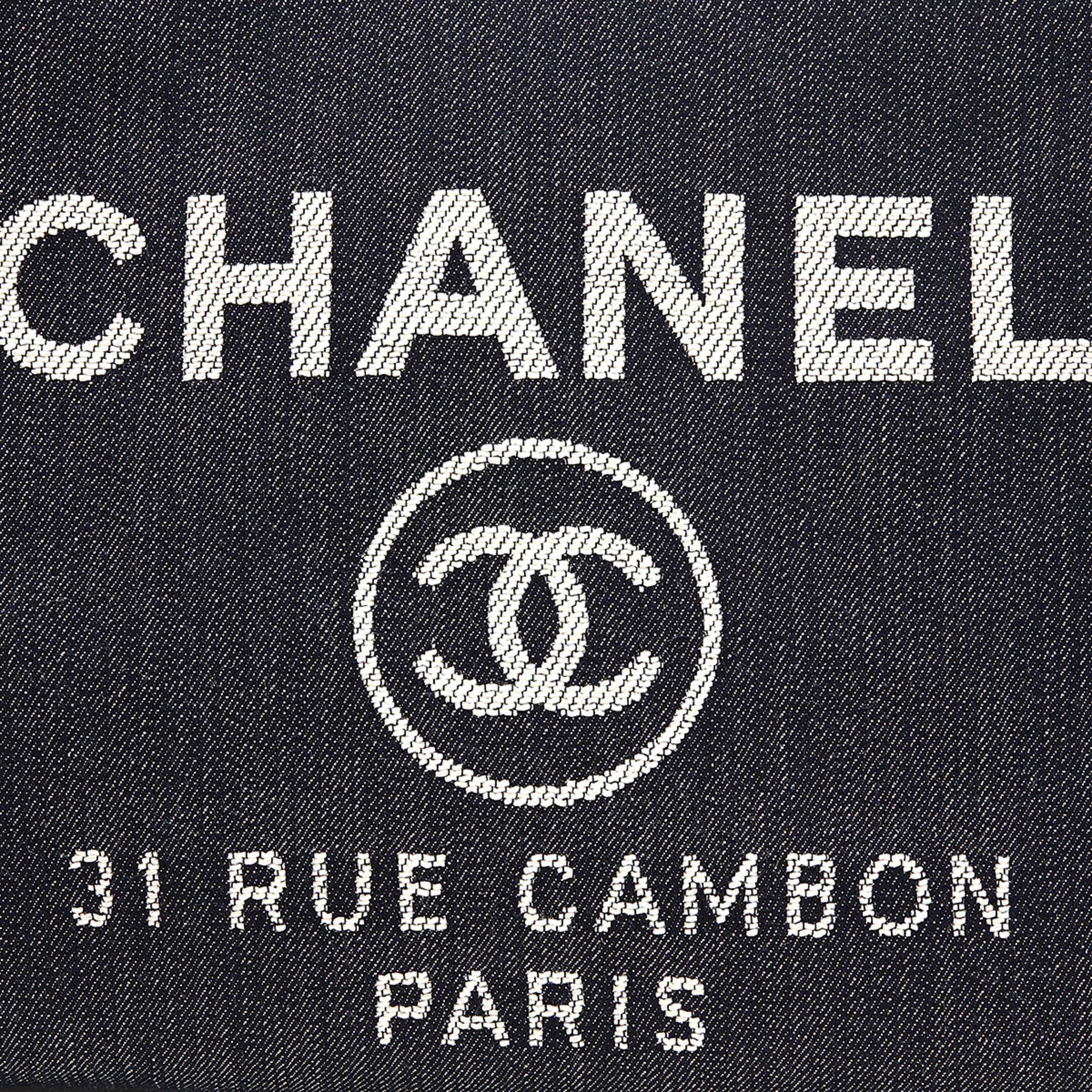 CHANEL, Small Deauville Tote - Image 6 of 10