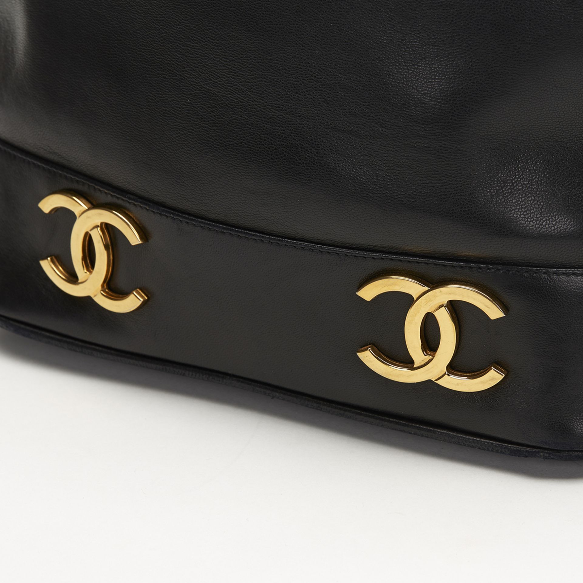 CHANEL, Bucket Bag - Image 8 of 8