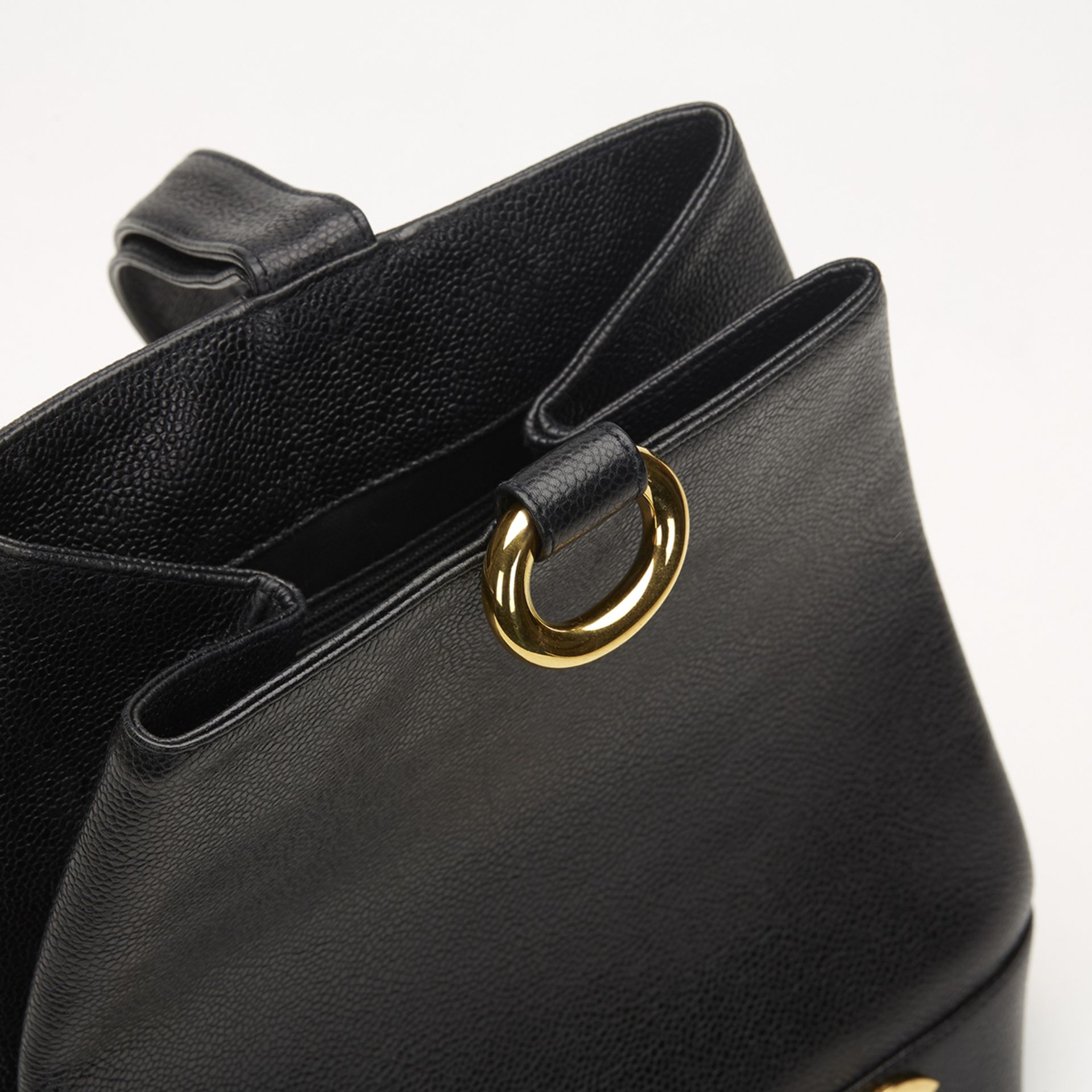 CHANEL, Bucket Bag - Image 7 of 9