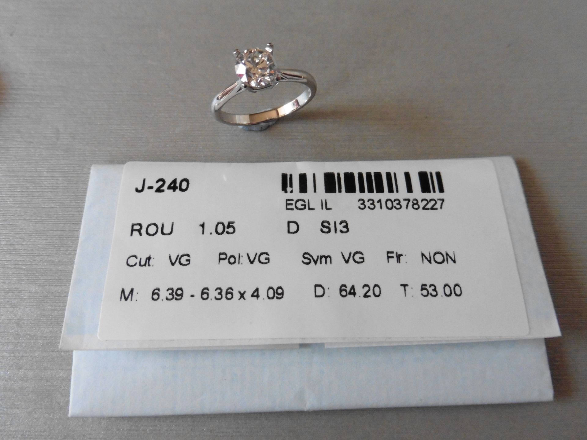 1.05ct single brilliant cut diamond. D colour SI3 clarity. Suitable for mounting in a ring or - Image 2 of 3