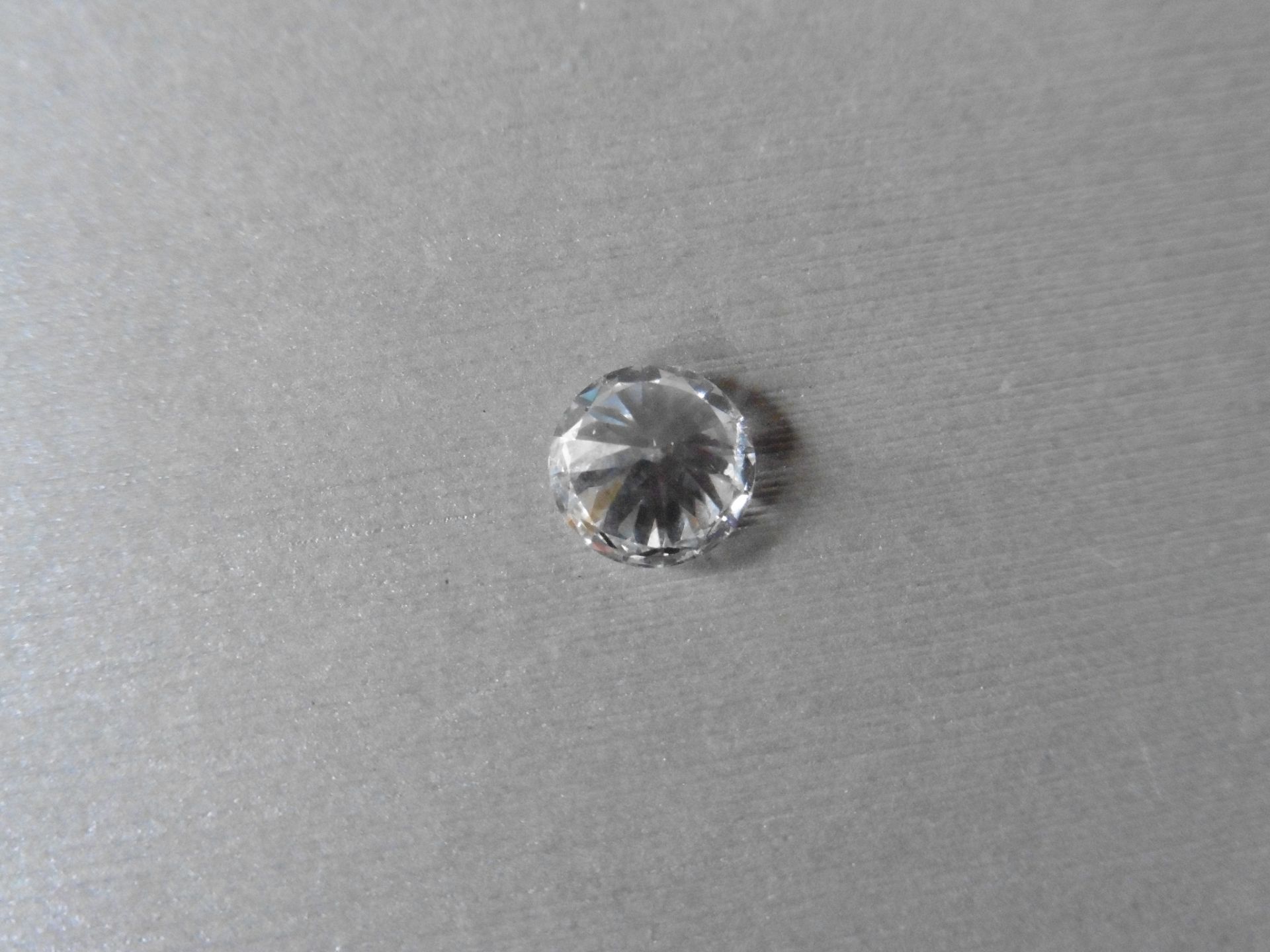 2.01ct single brilliant cut diamond, D colour VS2 clarity. 8.07 mm x 8.12mm x 5.08mm. Suitable for - Image 4 of 6