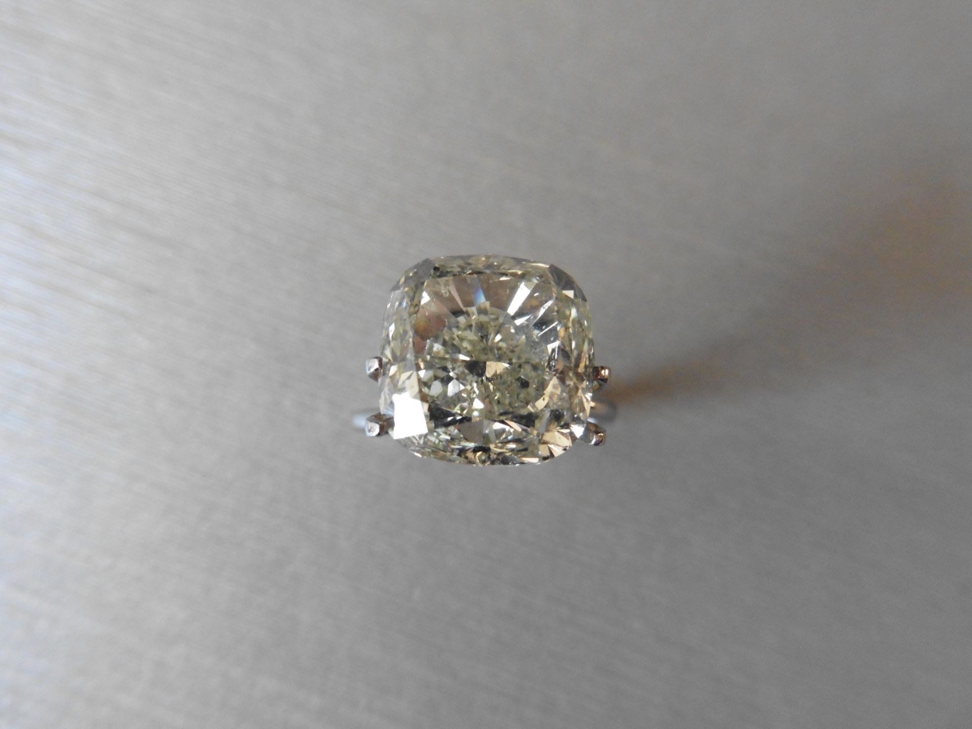 10.10ct single old cut cushion diamond , K colour SI2 clarity. Suitable for mounting in a ring or - Image 2 of 5