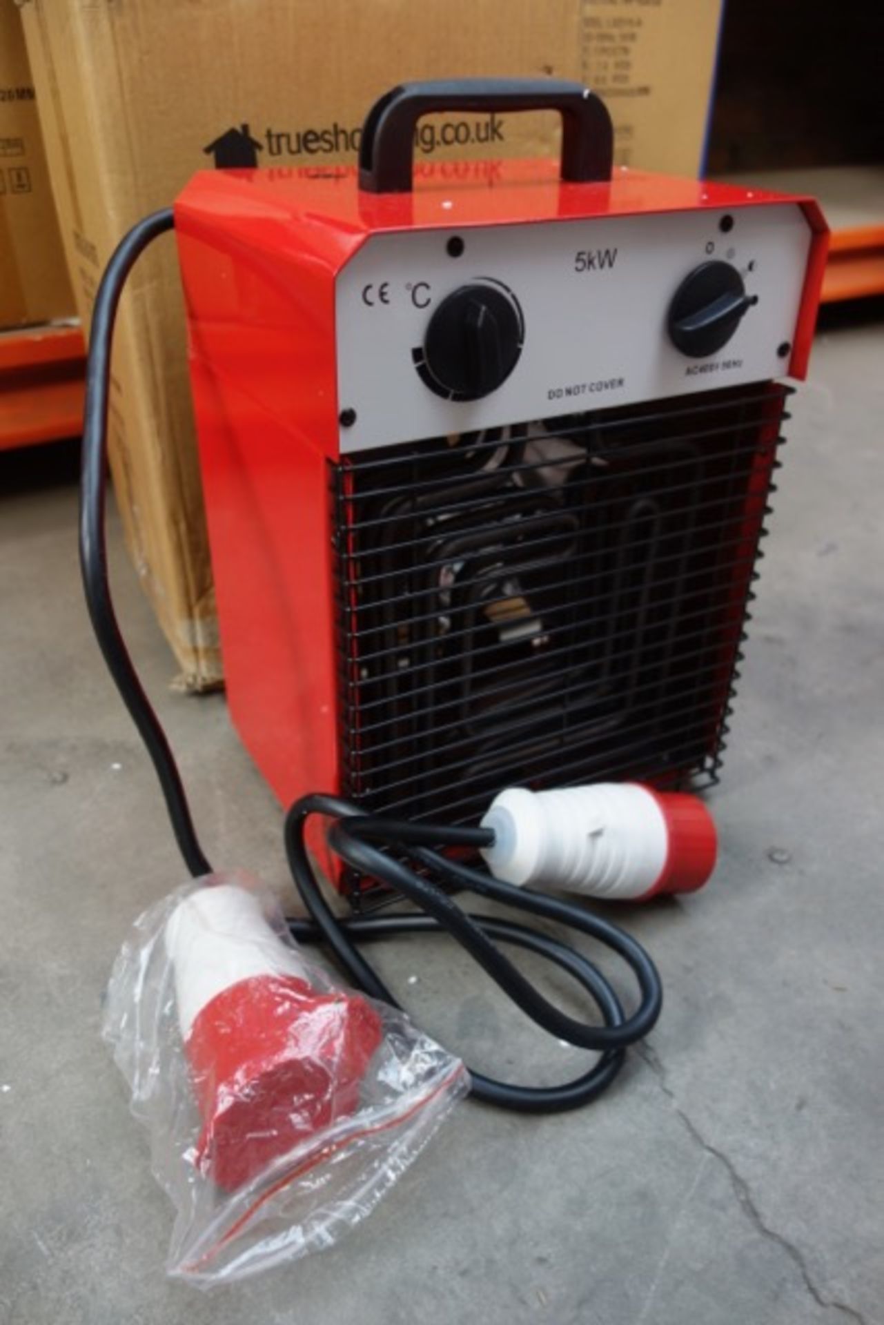 1 x 5KW Industrial Fan Heater. 400v-50Hz 5KW. Very high heat output. RRP £199.99.