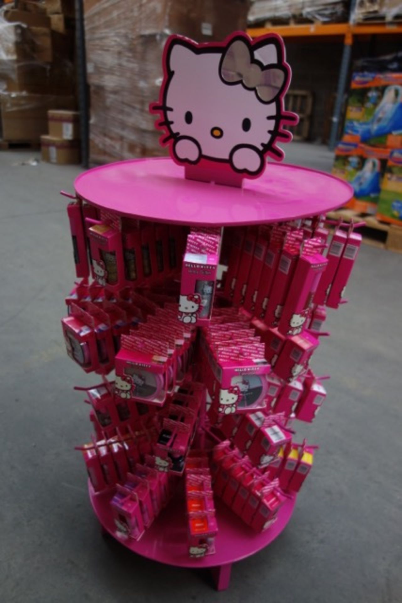 Display Stand Containing Approx. 240 Pieces of Hello Kitty Cosmetics - each with a RRP of £3.50