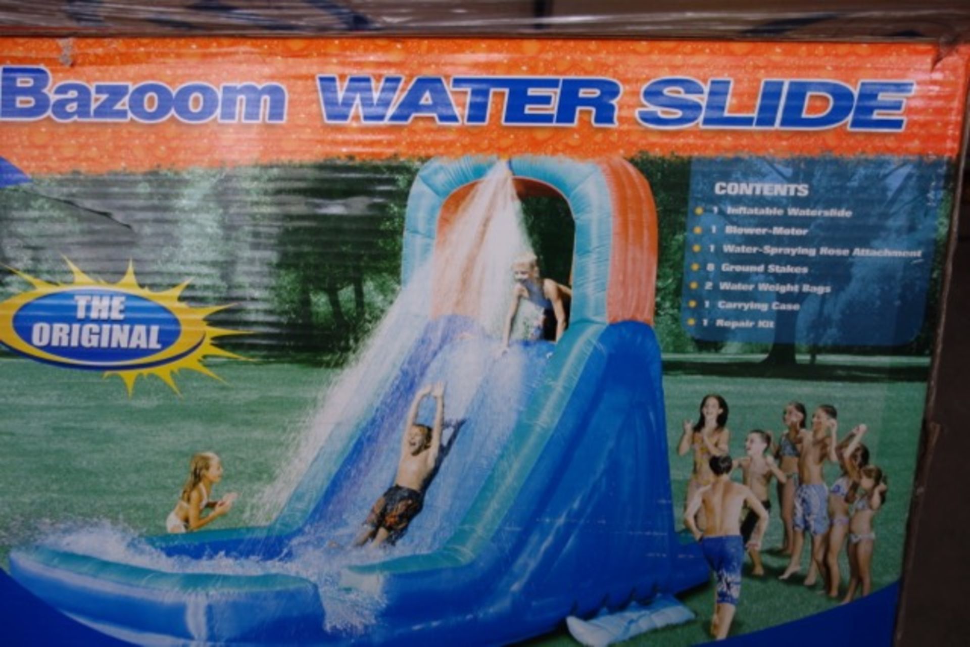 1 x Bazoon Extra Large Water Slide Complete with Pump. RRP £399.99. Huge 18 foot 10 inch long. - Image 2 of 3