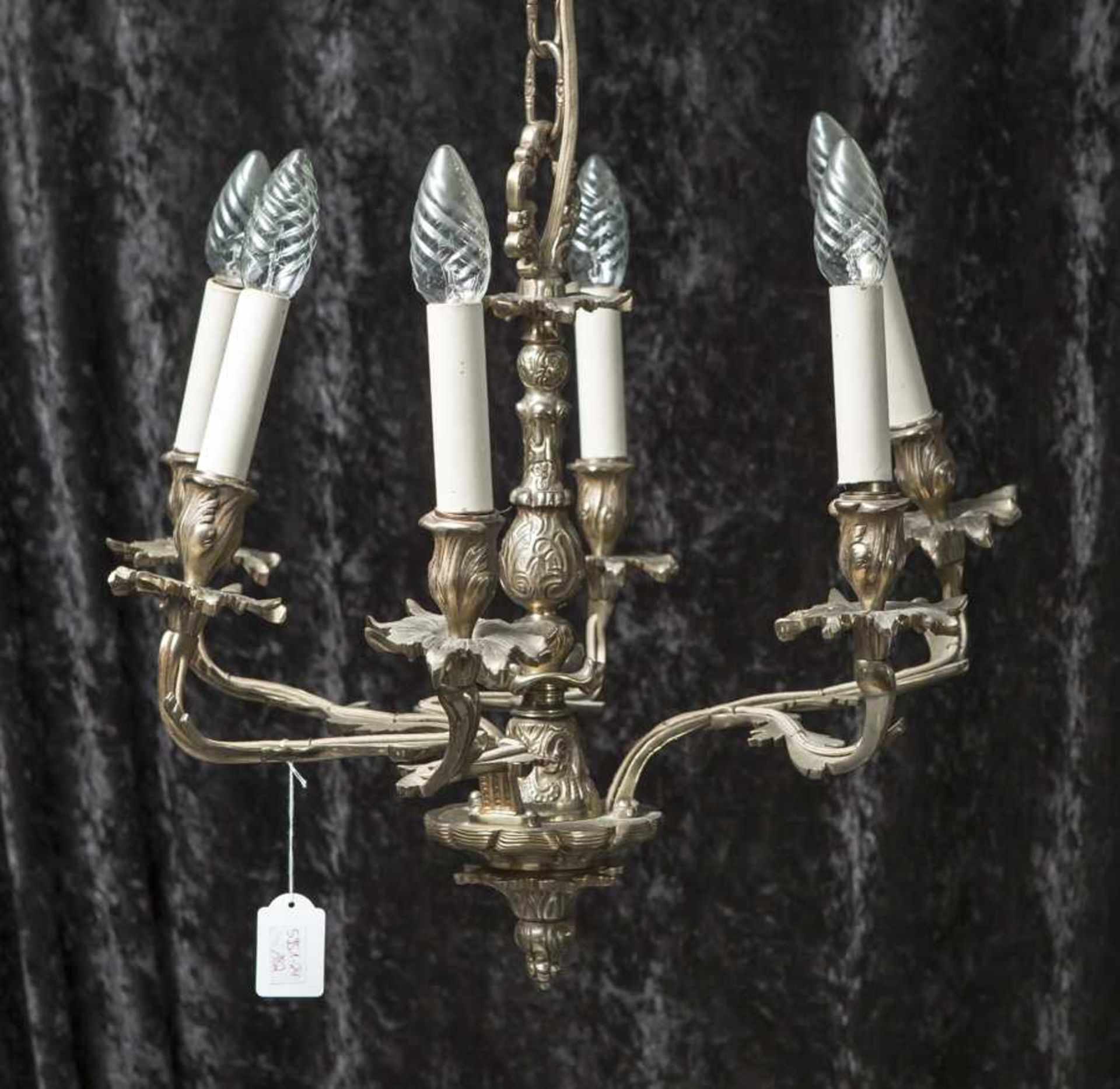 Deckenlampe im Stil des 18. Jahrhunderts, 6-flammig, Bronze. Deckenhöhe ca. 120cm, elektr.