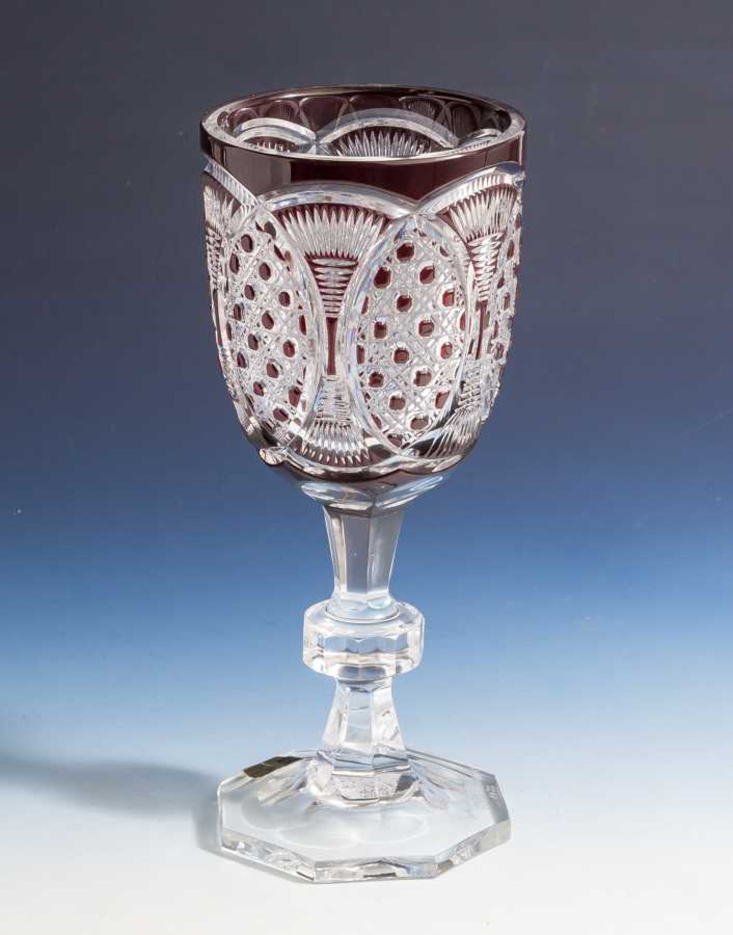Pokal-Glas, Barthmann, deutsch, neuzeitl., Kristallglas geschliffen, partiell rubinrotüberfangen. H.