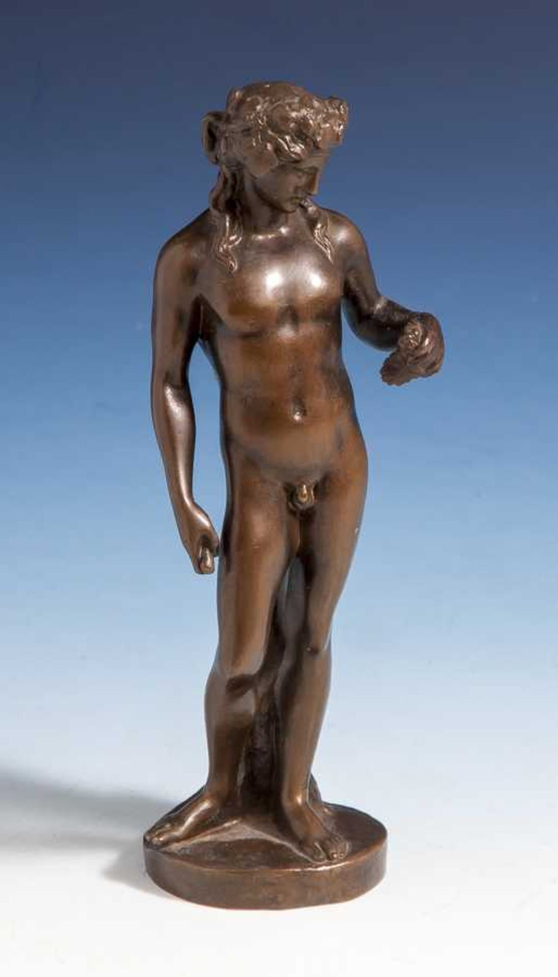 Stehender Bacchus, Bronze, 19. Jahrhundert, dunkel patiniert, H. ca. 15,5 cm. Rs. m.Stempel Sculp.
