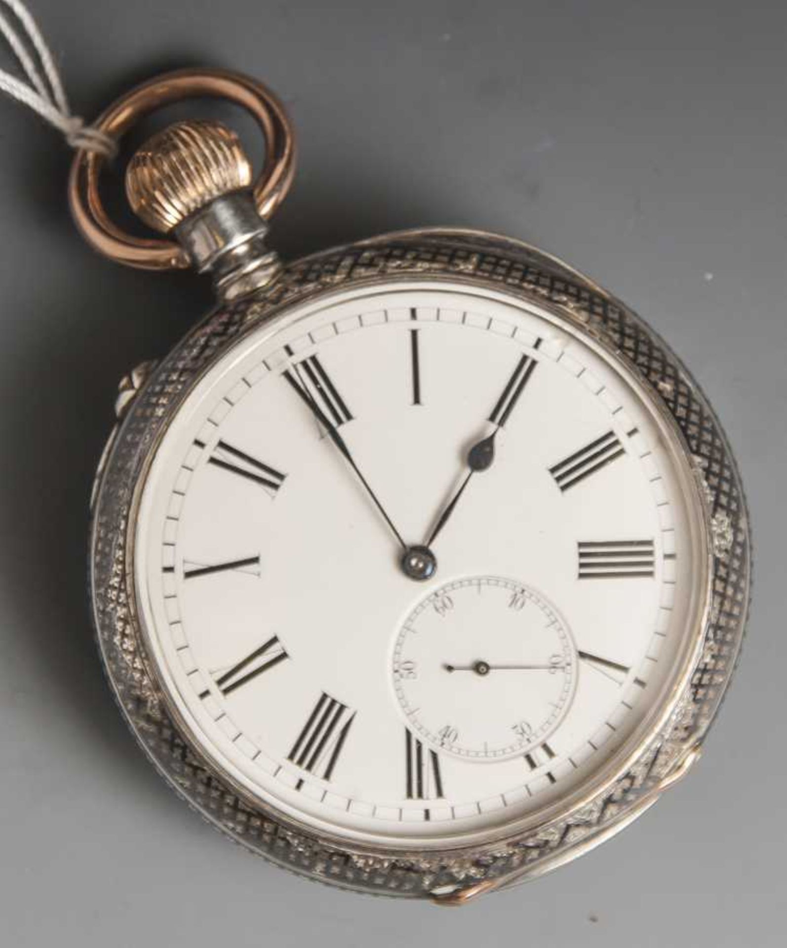 Herrentaschenuhr, Silber 935 mit feiner Niellotechnik verziert, DM. ca. 5,8 cm (o. Krone),der