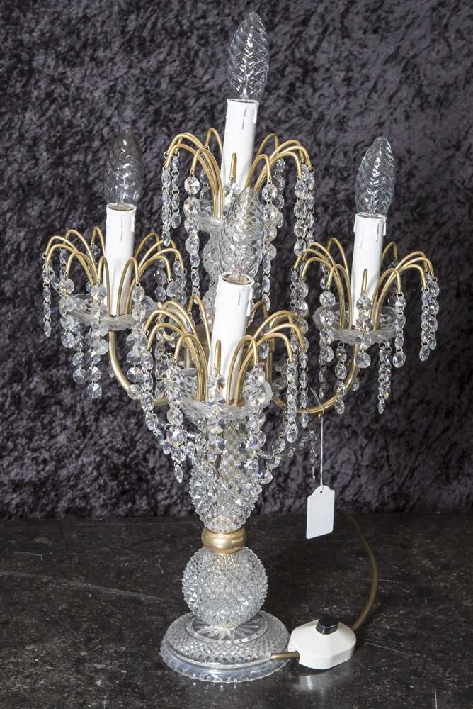 Elegante Tischleuchte, geschliffenes Kristallglas, balusterförmiger Schaft, 4-flammig,elekt. H.