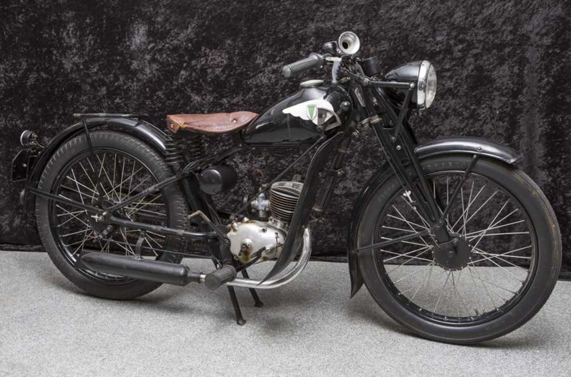 Motorrad, DKW 1936, RT, 3 PS, 98 ccm, 1 Zylinder. Guter Originalzustand. Motorcycle, DKW 1936, RT, 3