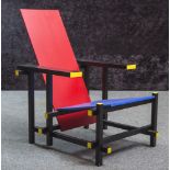 Rietveld, Gerrit (1888-1964), Armlehnsessel "Red and Blue Chair", Mod. 1918/23, wohlNachbau,