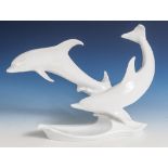 Figurengeruppe, Paar springende Delfine auf Wellenkamm, Alboth & Kaiser Porzellan, blaueMarke AK