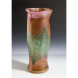 Vase, Loetz-Stil, farbloses Glas mit gelb-braunem Opalunterfang. Mit aufgesponnenen,unregelmäßig