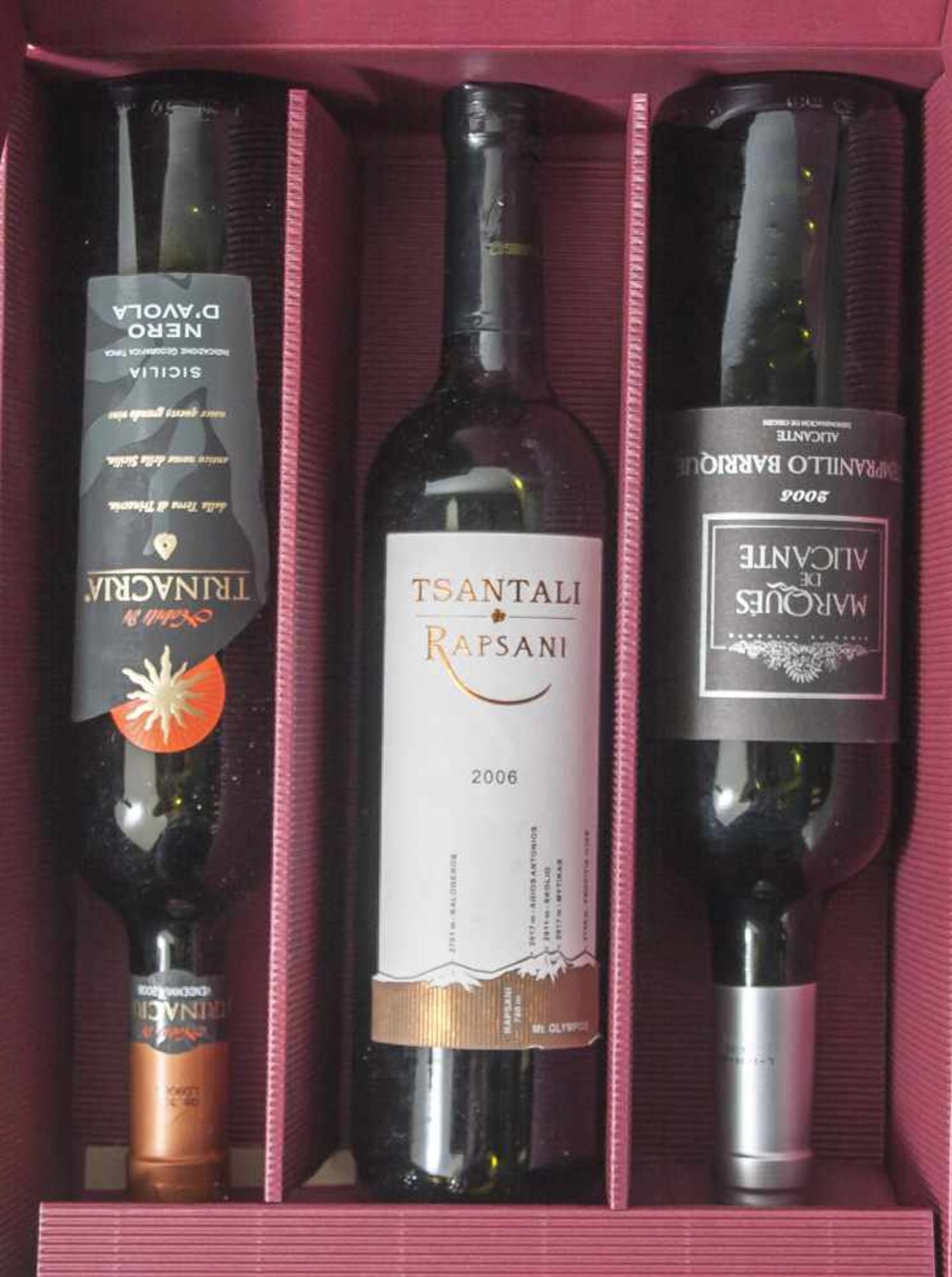 Konvolut von 6 Weinflaschen, darunter: a) 2x 2006er Saint Gilles, Grand Reserve LesAlbizias Élevé En - Image 2 of 2