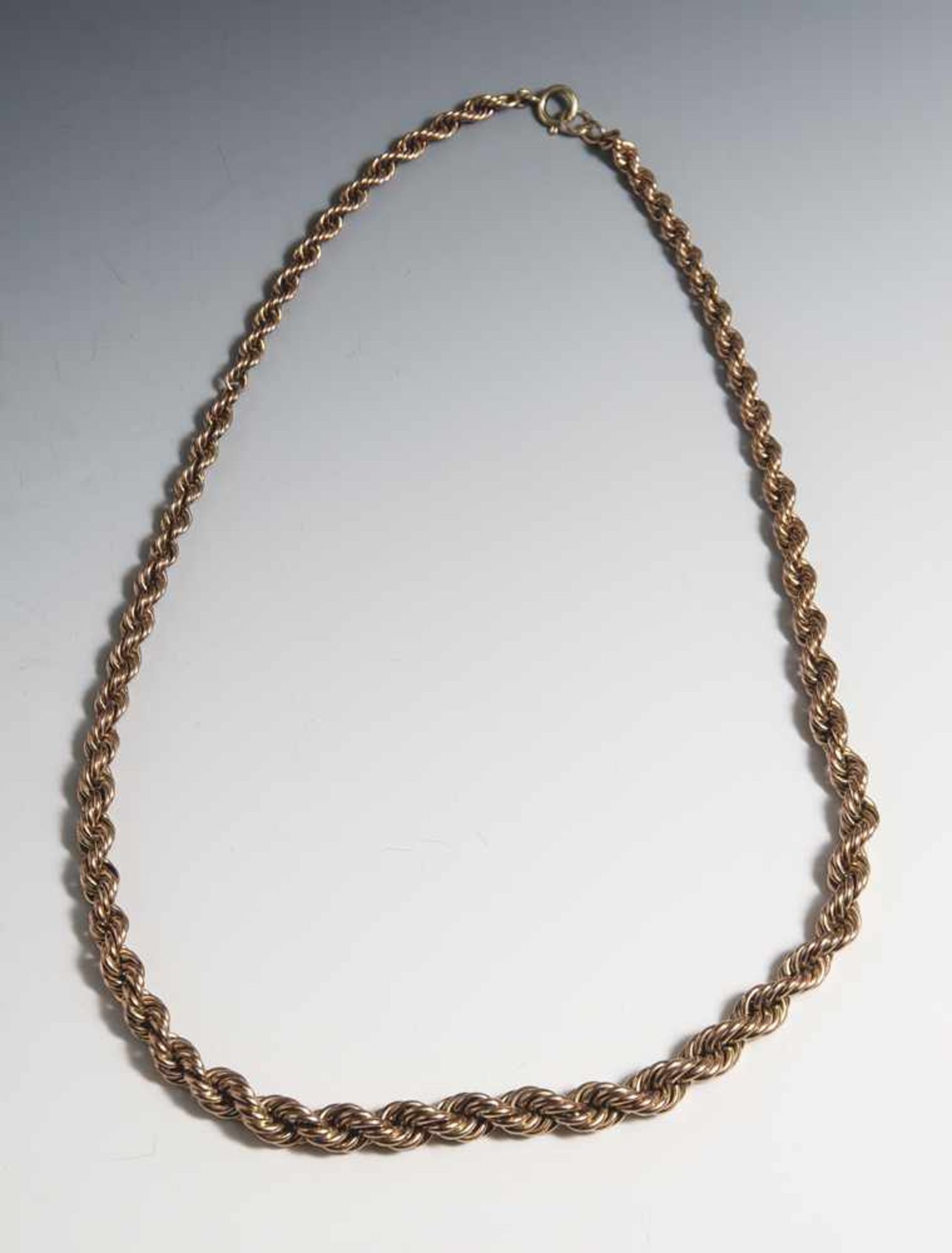 Kordelcollier, Gelbgold 333, L. ca. 48 cm, ca. 15,5 gr.