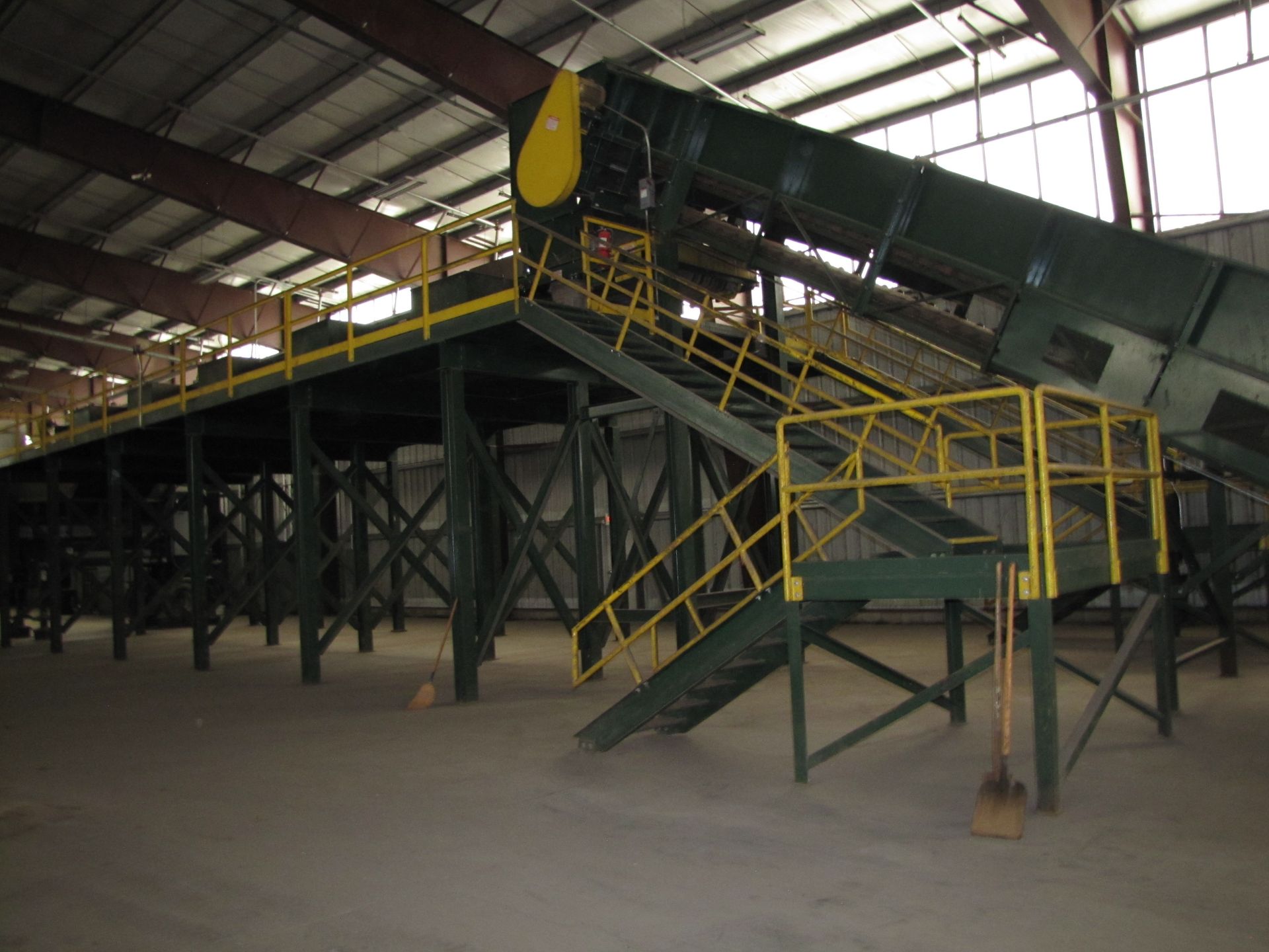 2012 Mini-MRF - Module #1: DOVER infeed conveyor and pick platform (order# 120023-25).  The infeed - Image 5 of 7