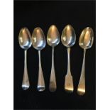 Five silver serving spoons (320g)