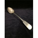 A silver serving spoon (126g)