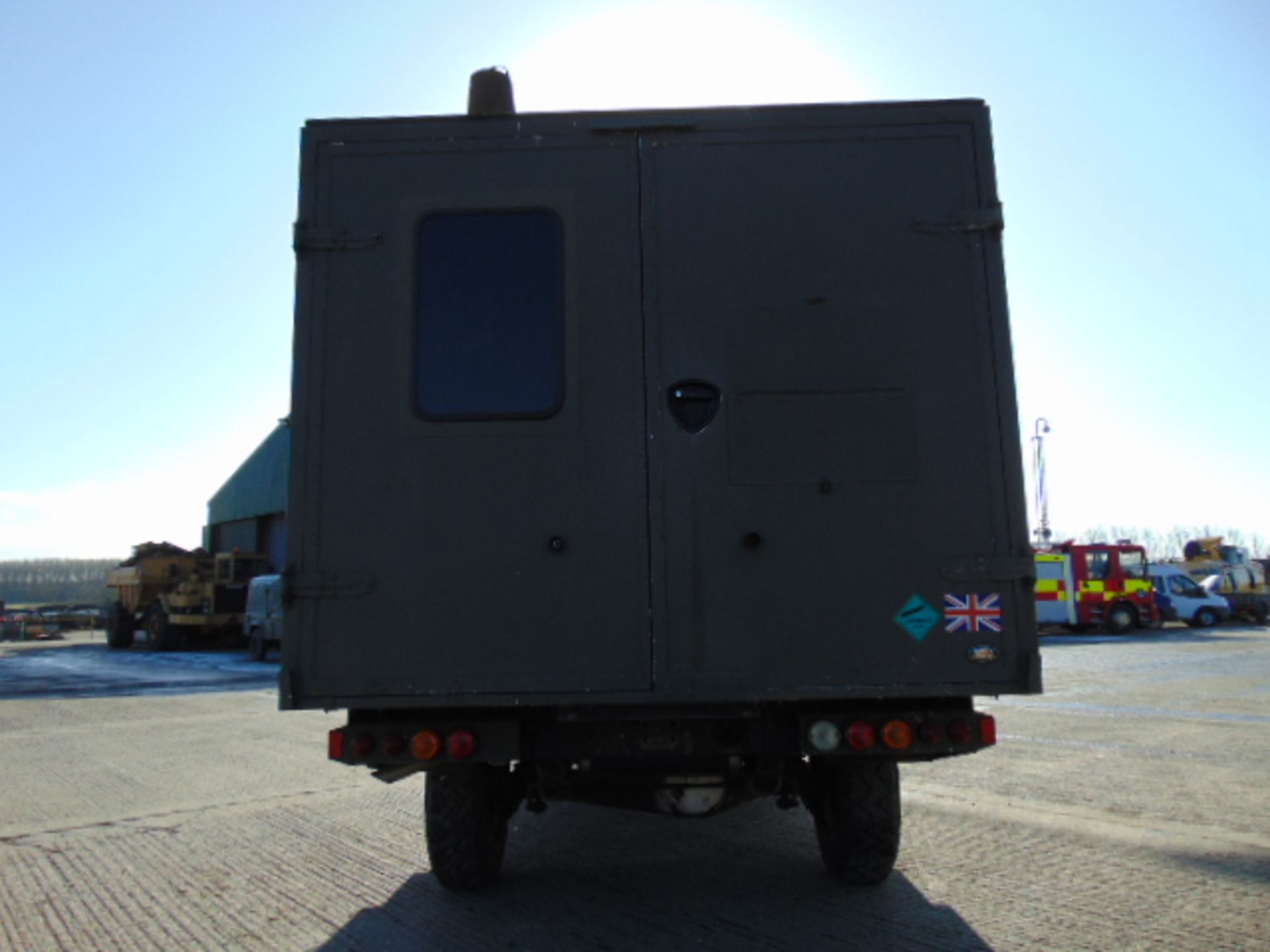 Military Specification Land Rover Wolf 130 ambulance - Image 7 of 15