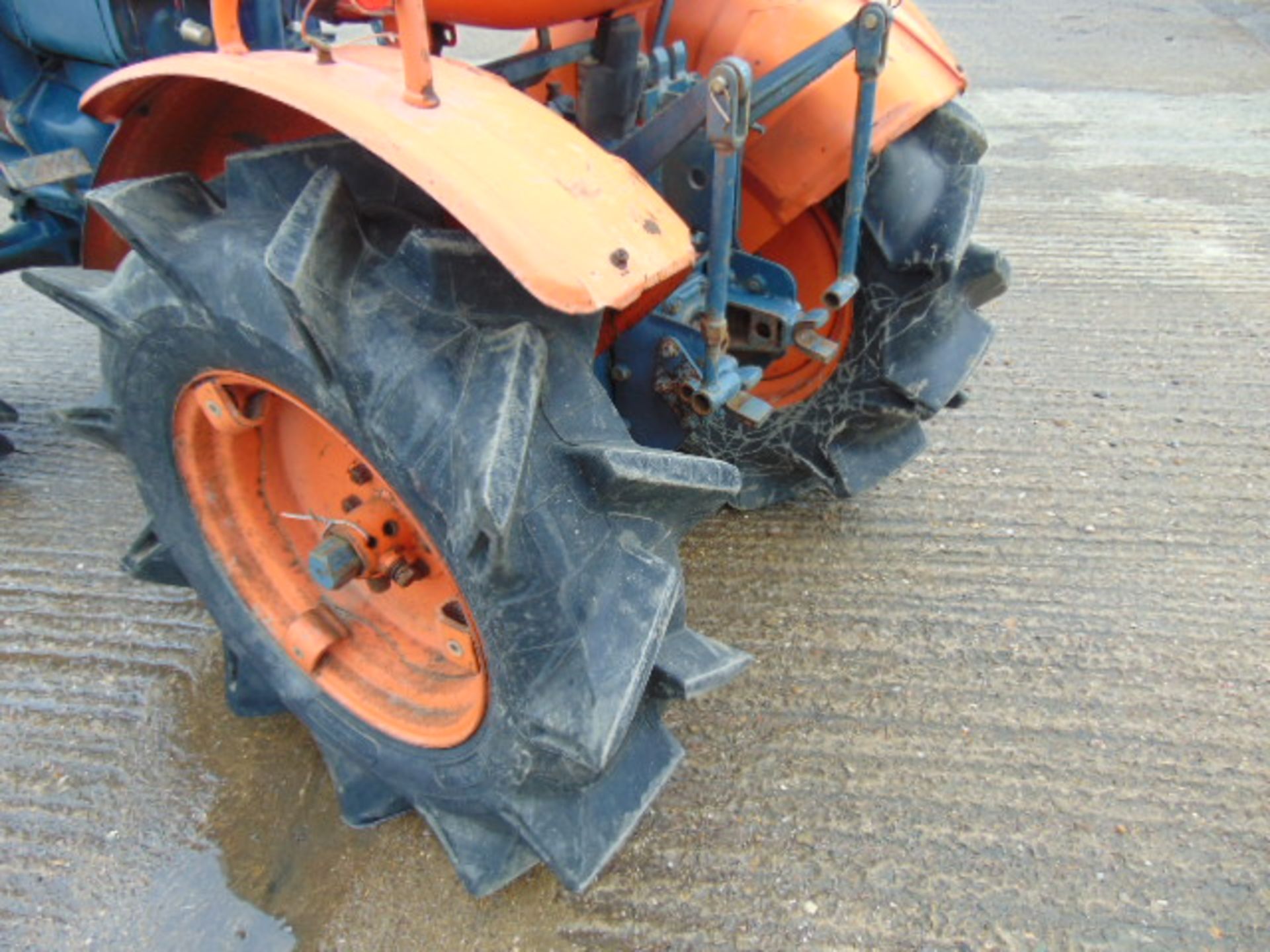 Kubota B7000 4WD compact tractor - Image 12 of 14