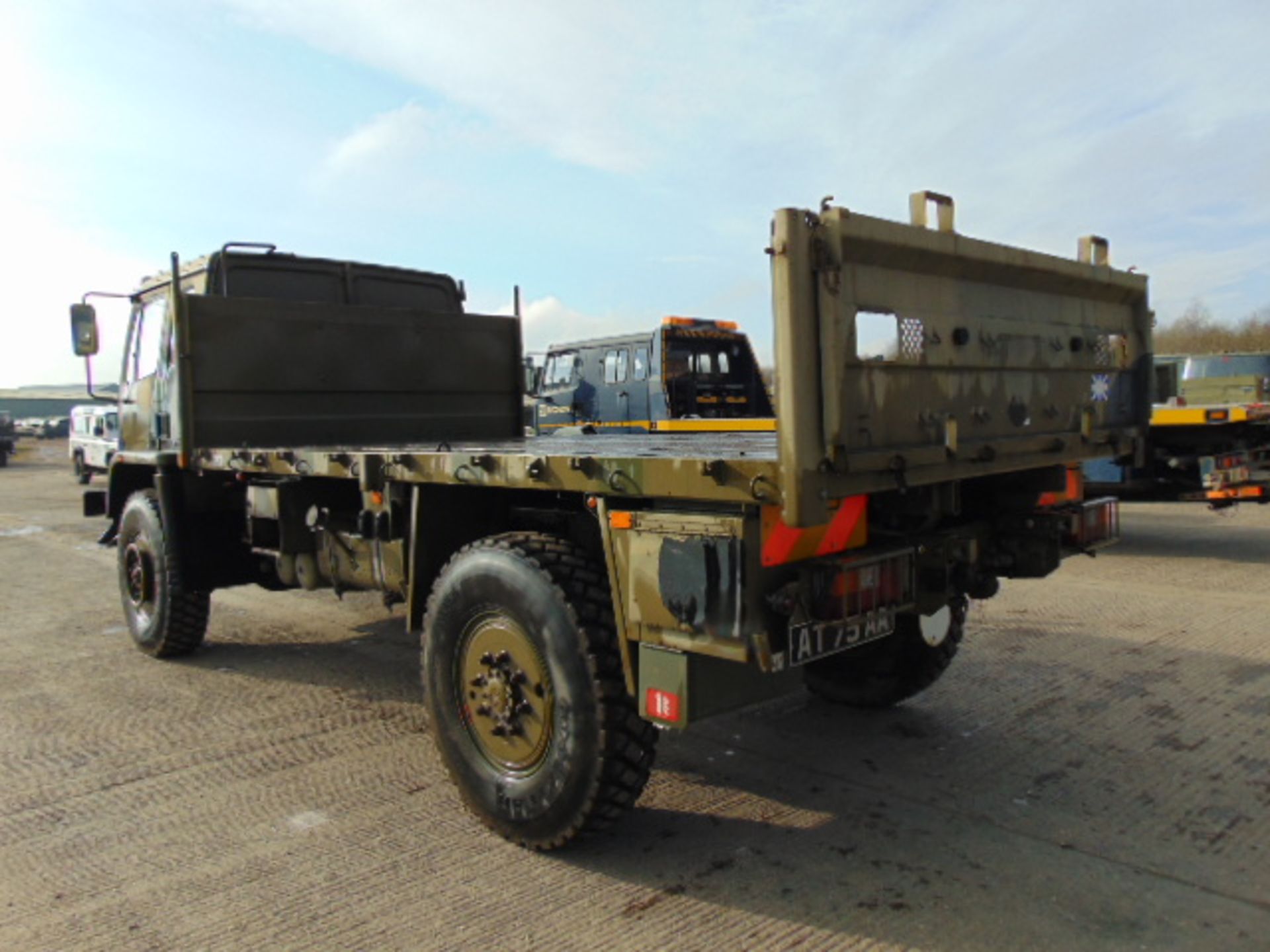 Leyland Daf 45/150 4 x 4 flatbed - Image 4 of 11