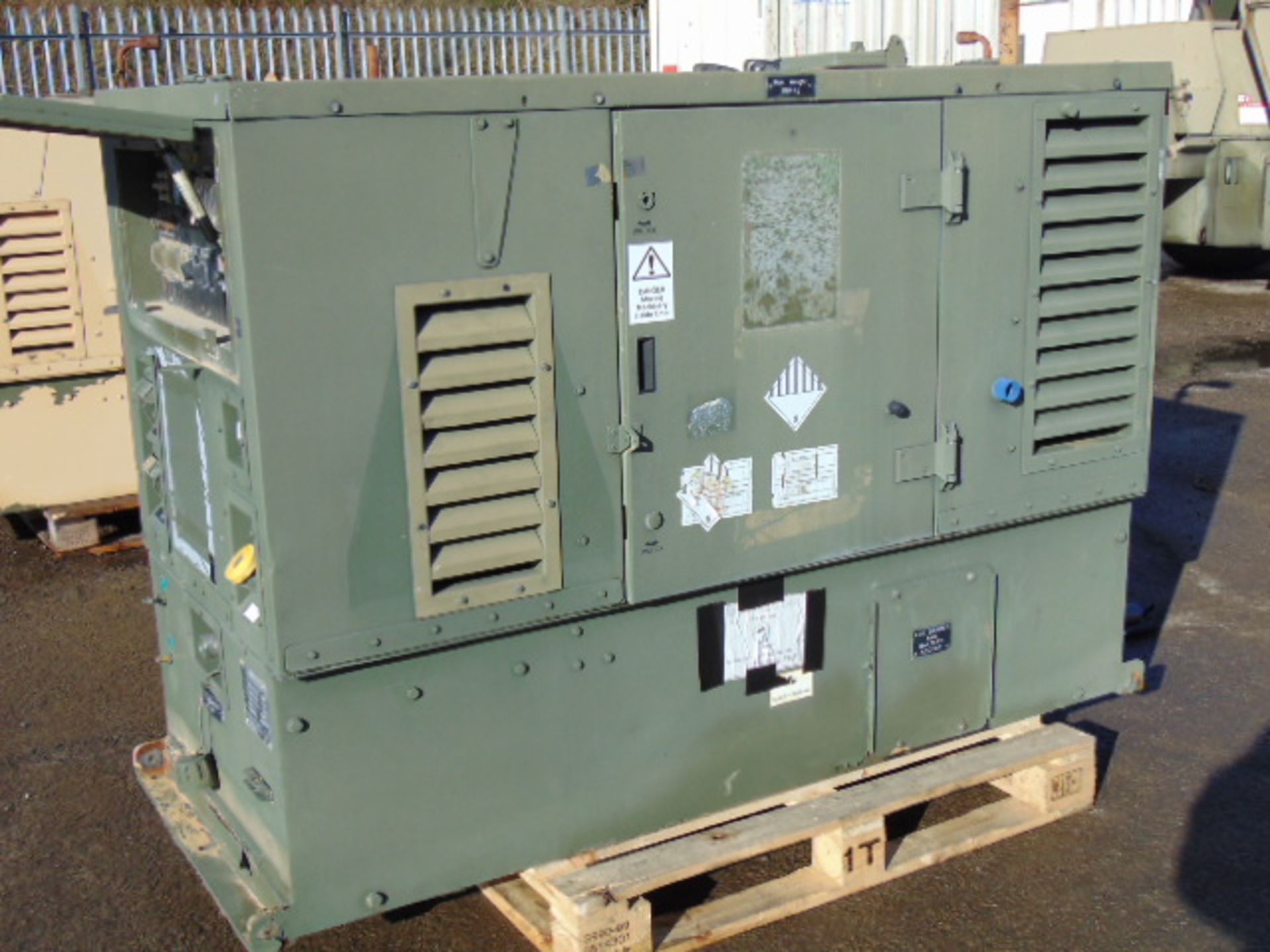 Harrington 28.7 KVA 3 phase Diesel Generator - Image 8 of 8